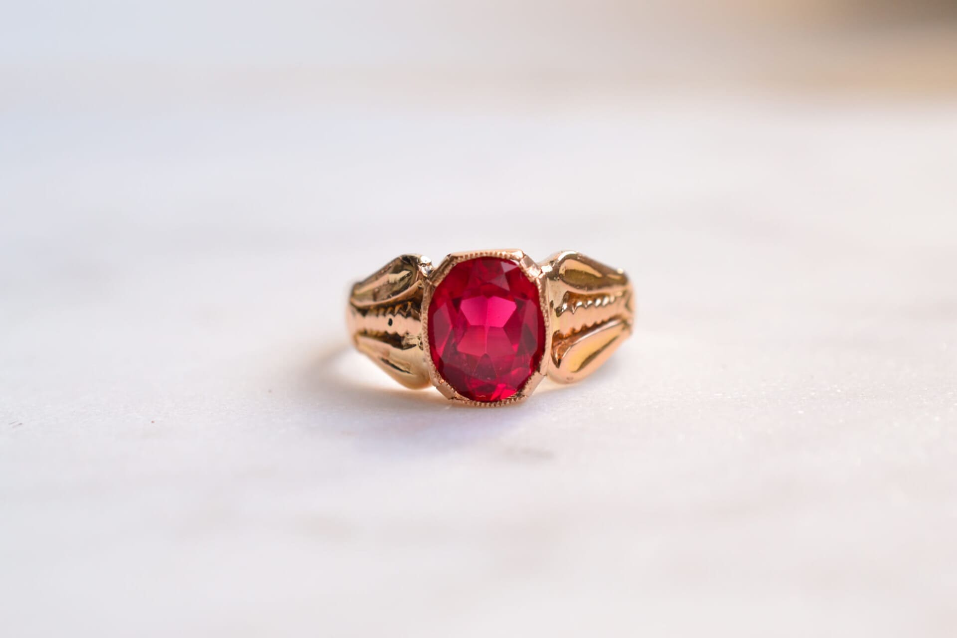 Bague style Art Déco Rubis synthétique