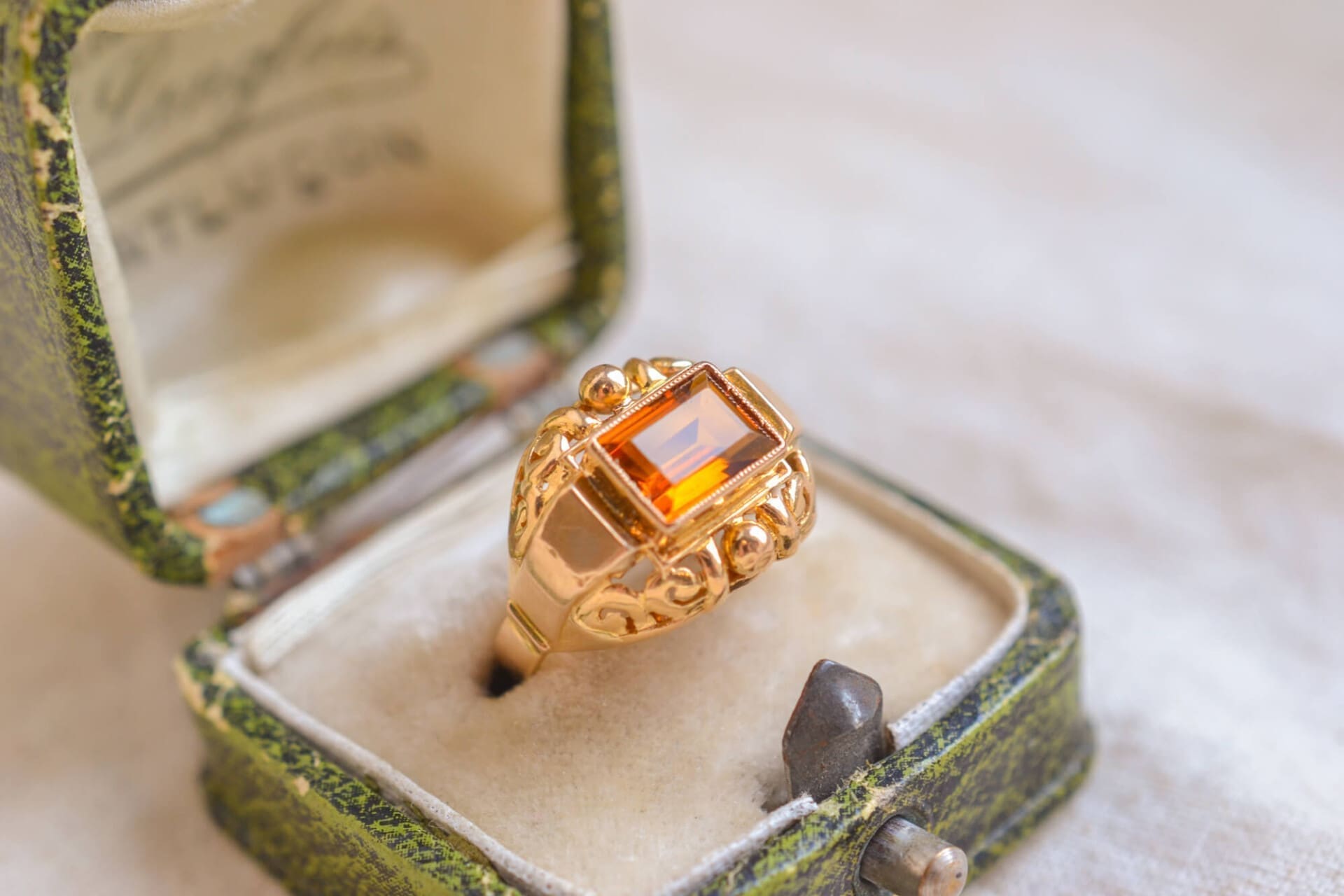Bague style Tank Citrine