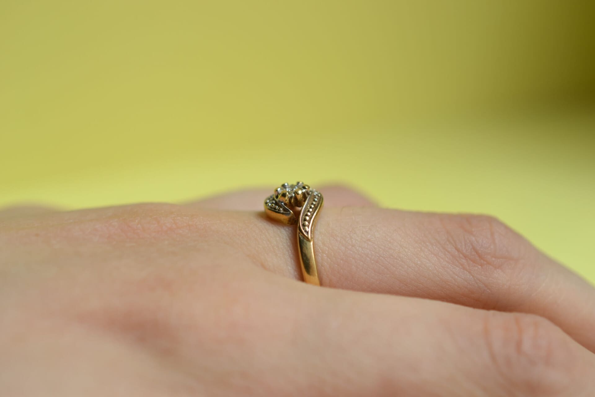 Bague tourbillon fleur Diamants