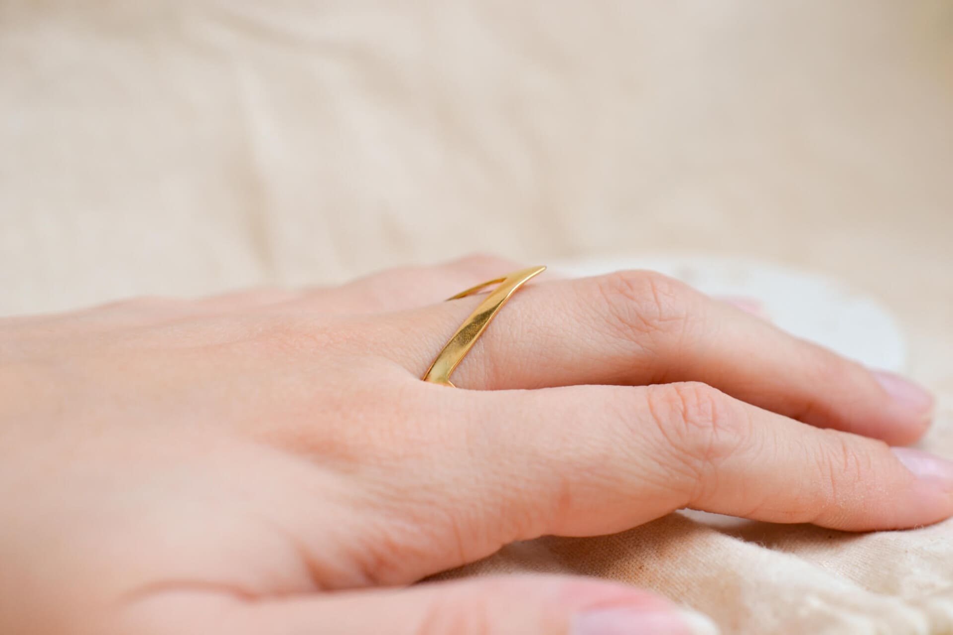 Bague "V" Or jaune