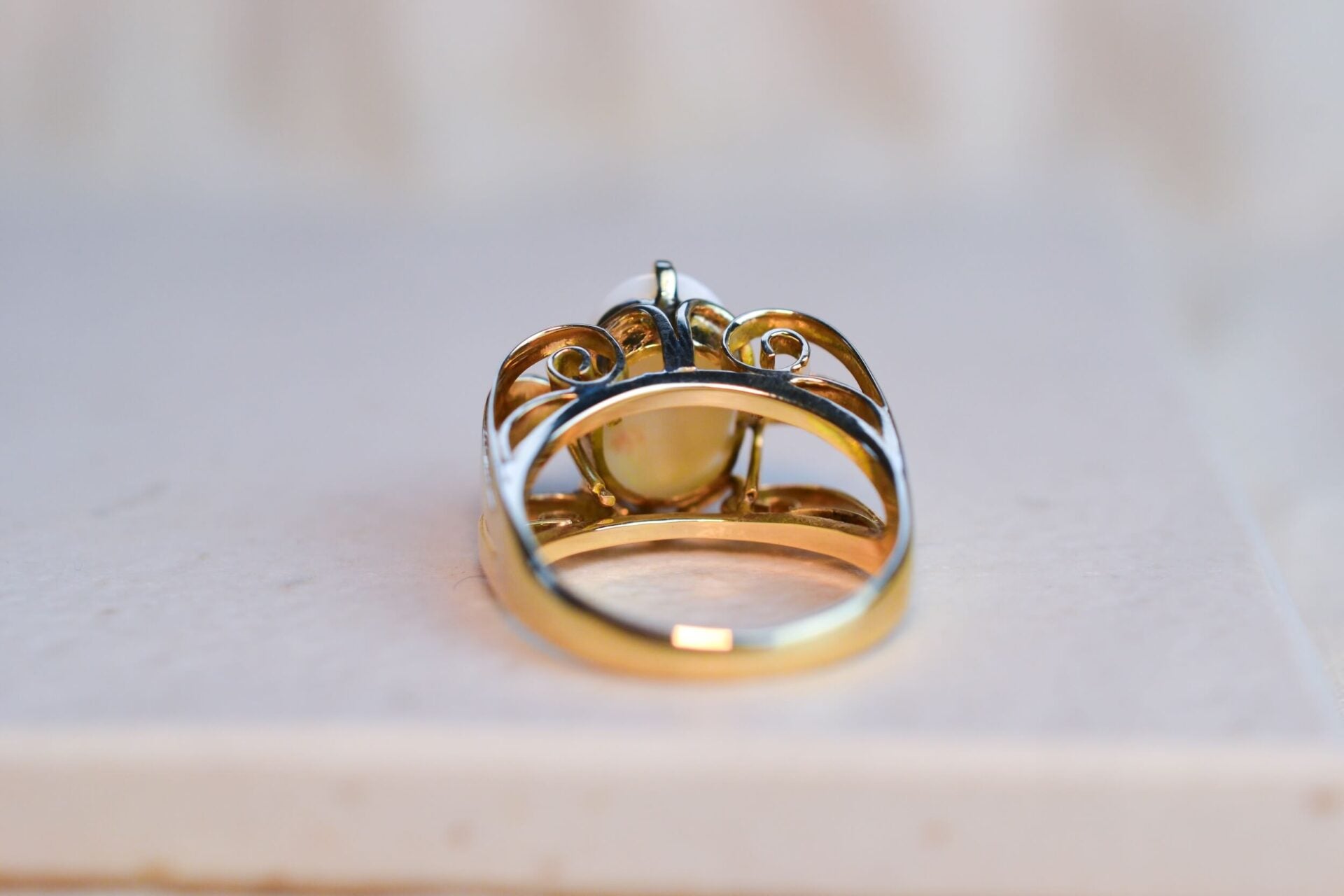 Bague Opale cabochon Or jaune