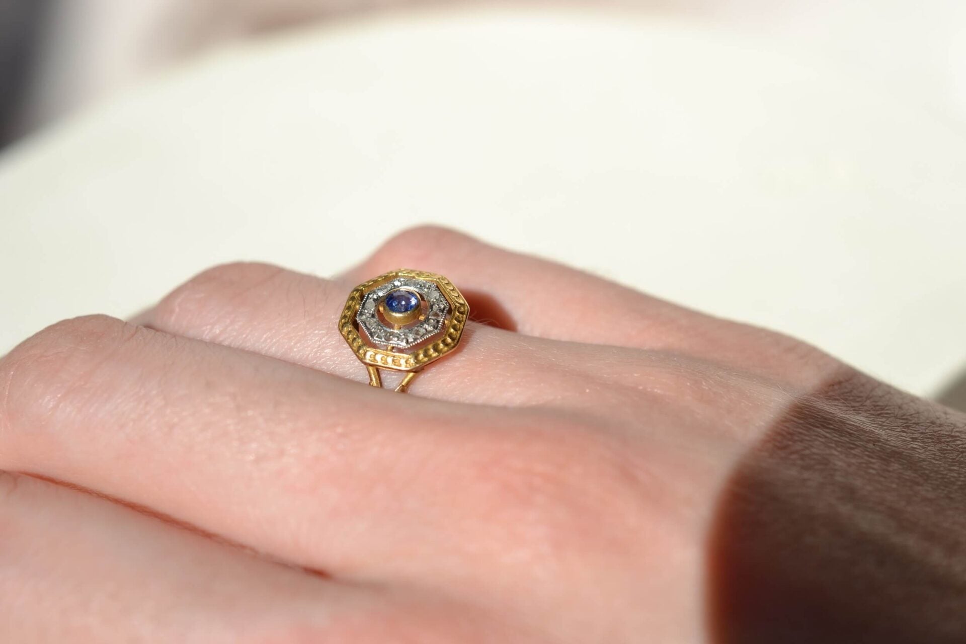 Bague octogonale 2 tons Saphir Diamants