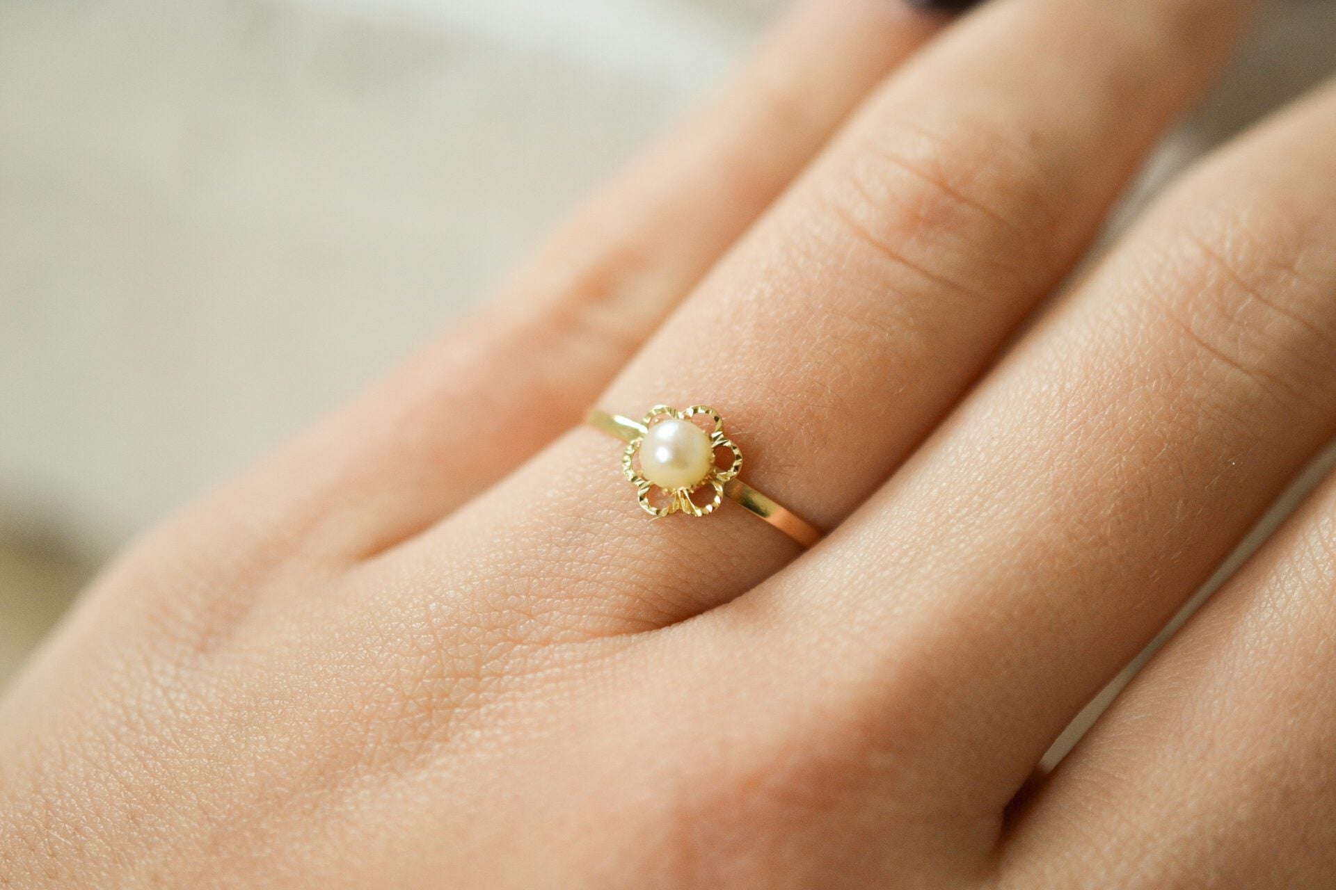 Bague fleur Perle