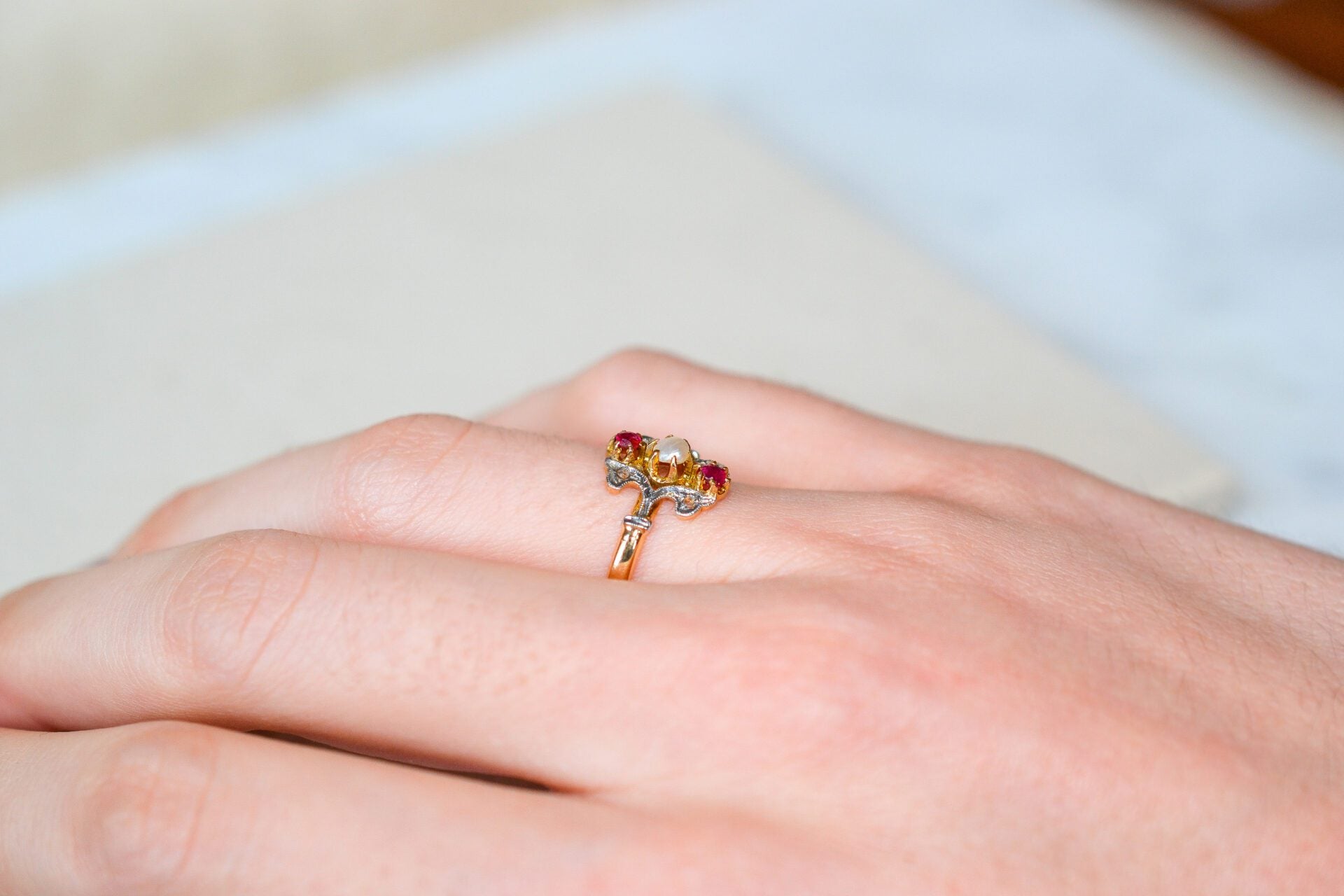 Bague fleuron Rubis Diamants