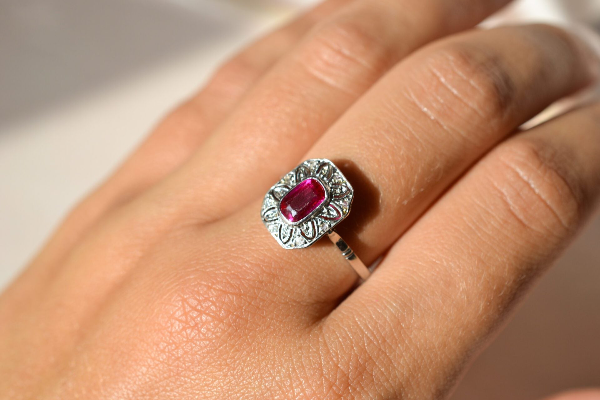 Bague octogonale Rubis de synthèse et Diamants