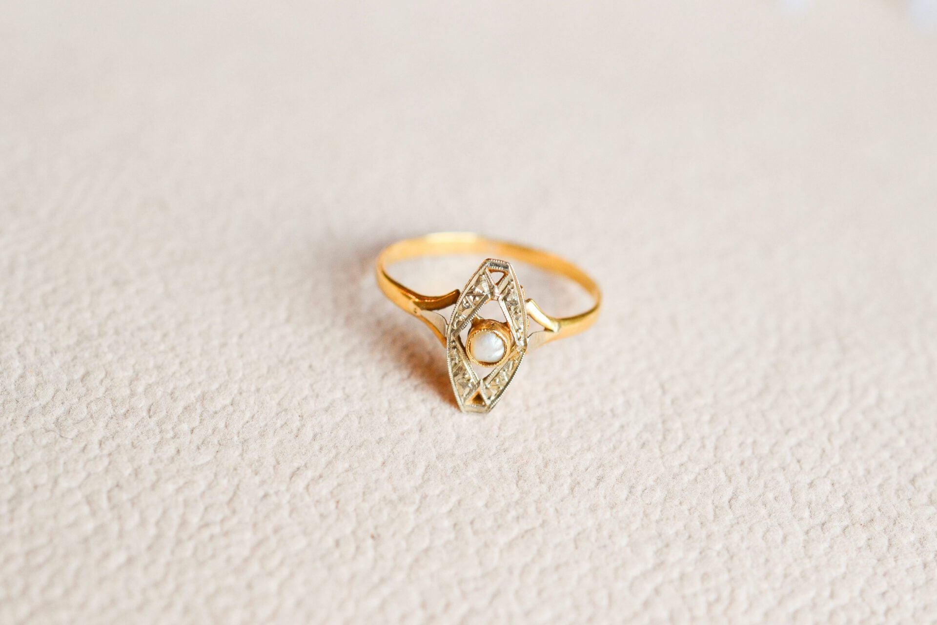 Bague navette 2 Ors Perle