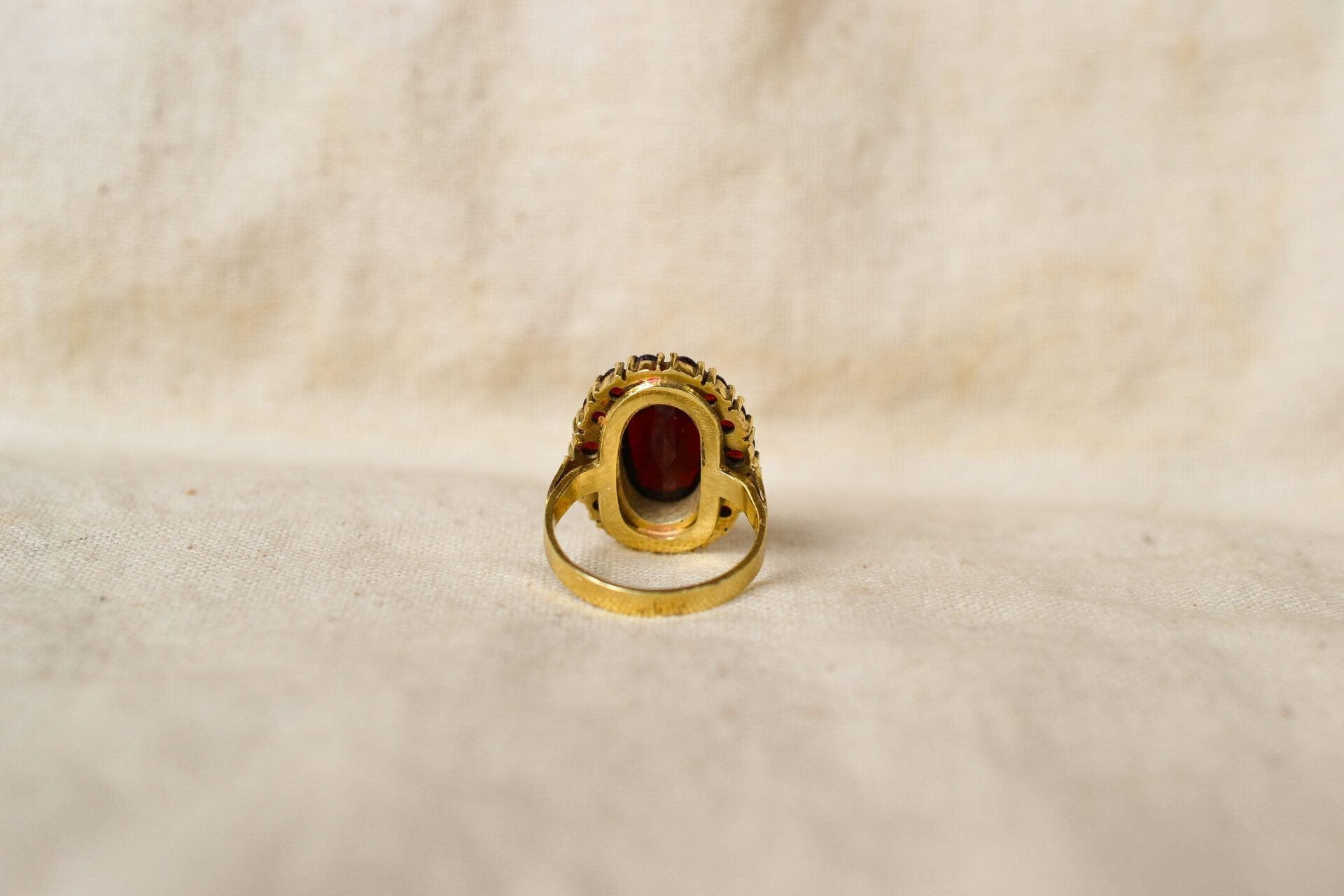 Bague Or Jaune et Grenats
