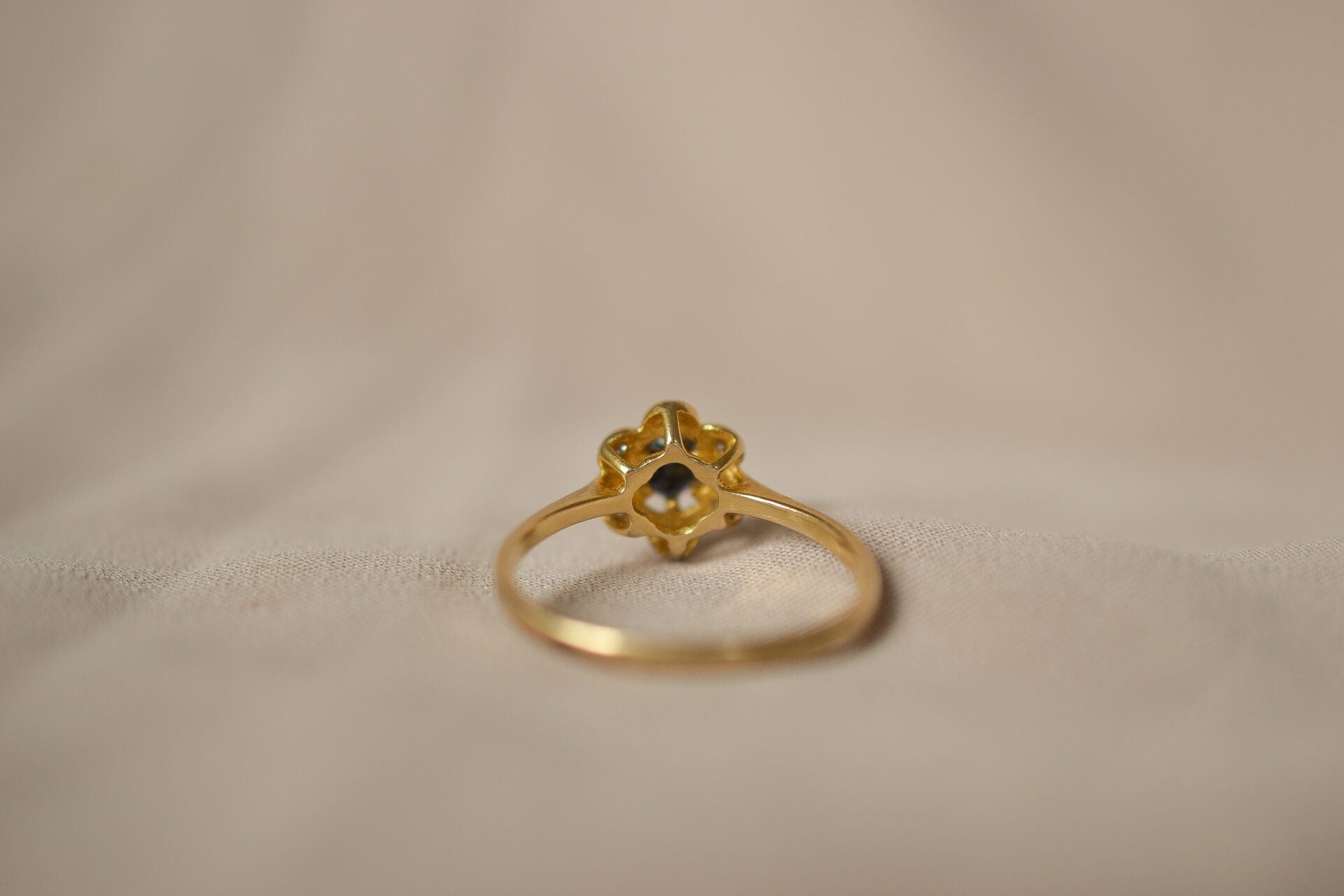 Bague Fleur Saphir et Diamants