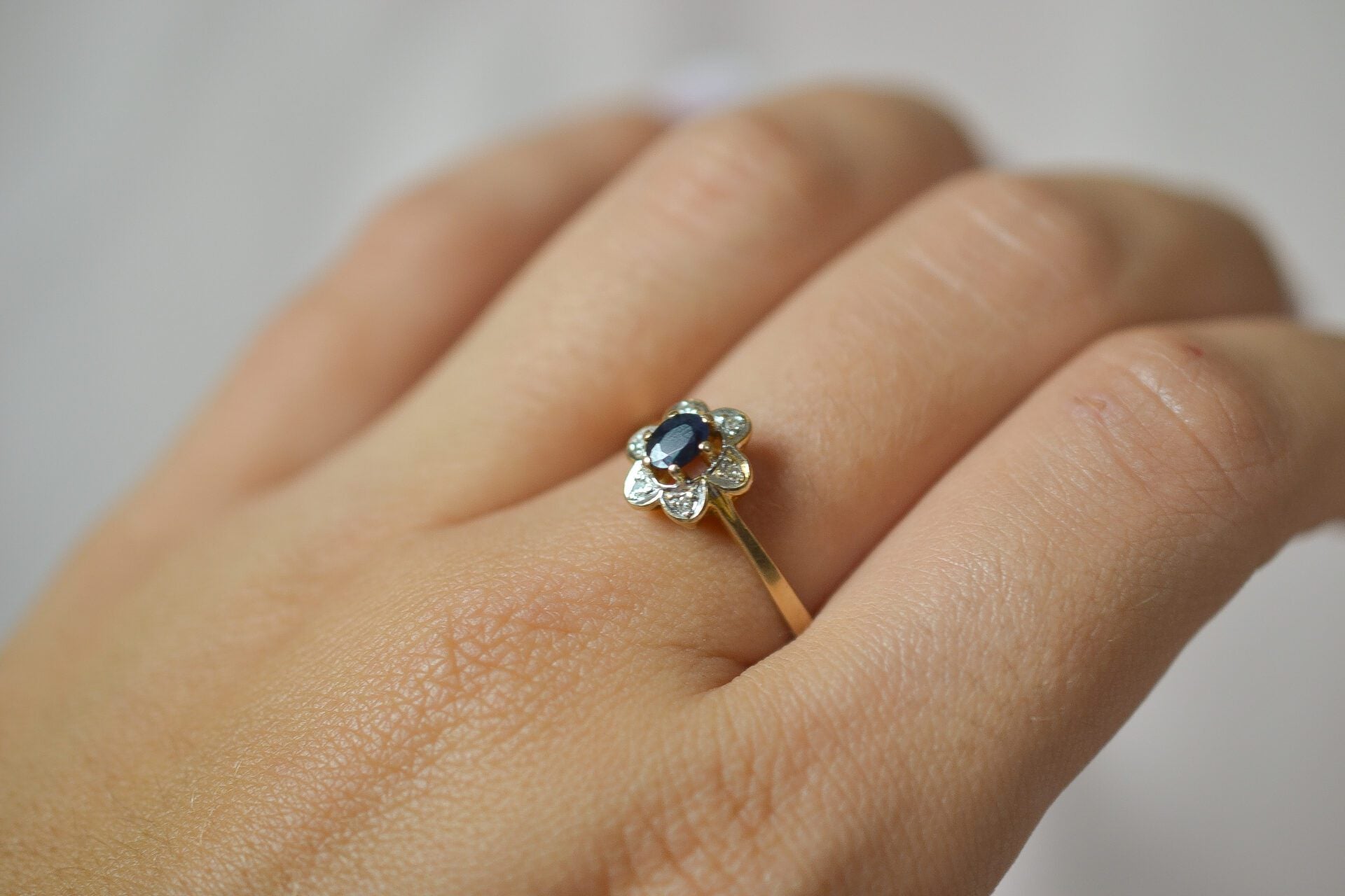 Bague Fleur Saphir et Diamants
