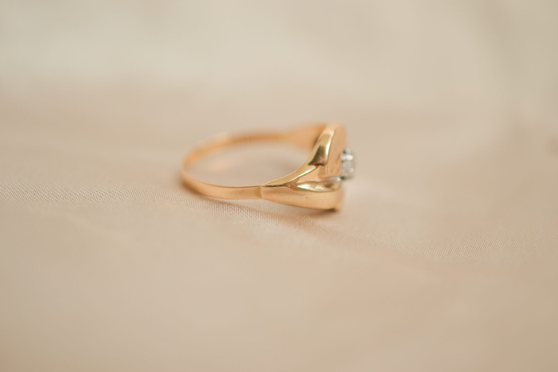 Bague Solitaire Tourbillon