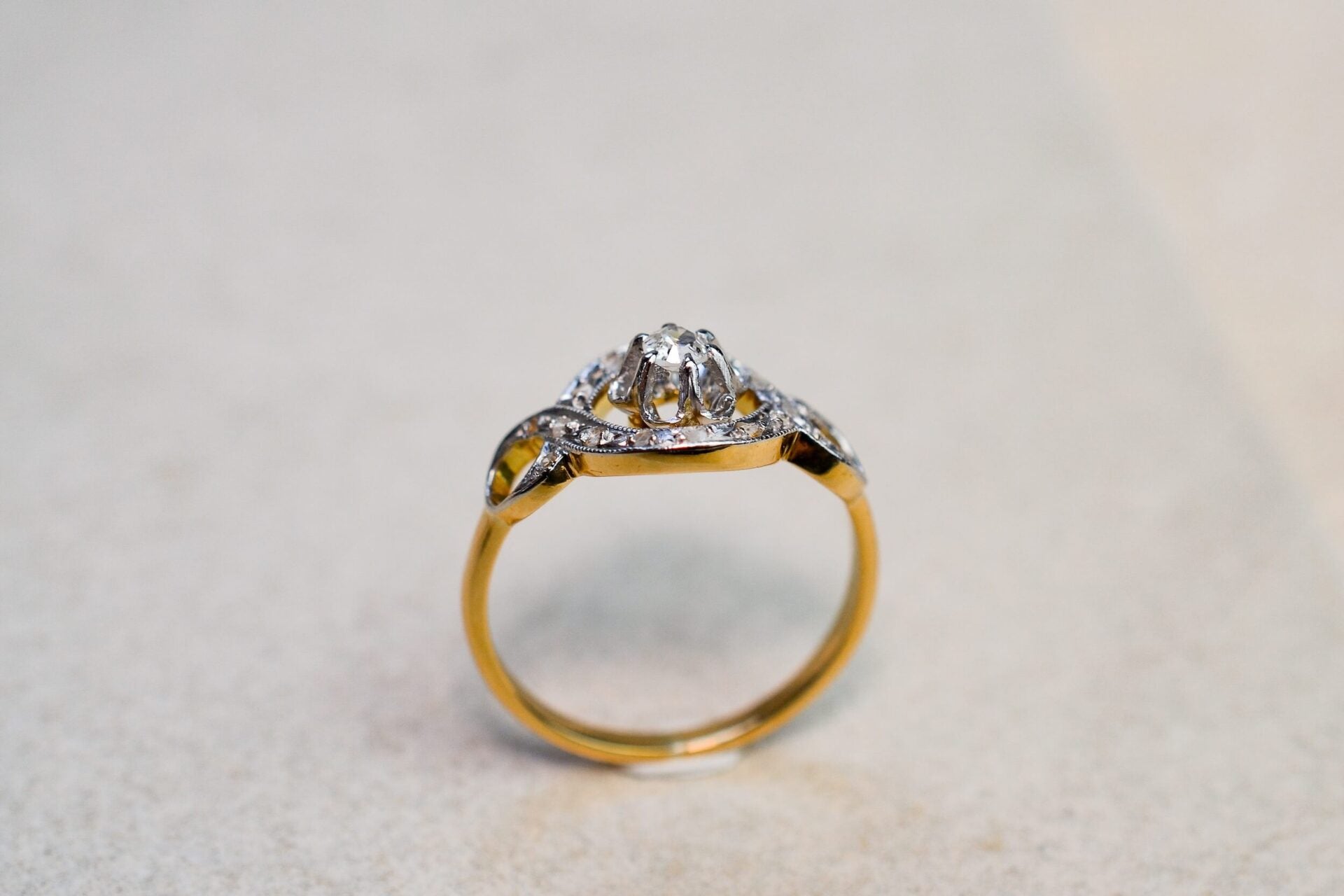 Bague Tourbillon Diamants
