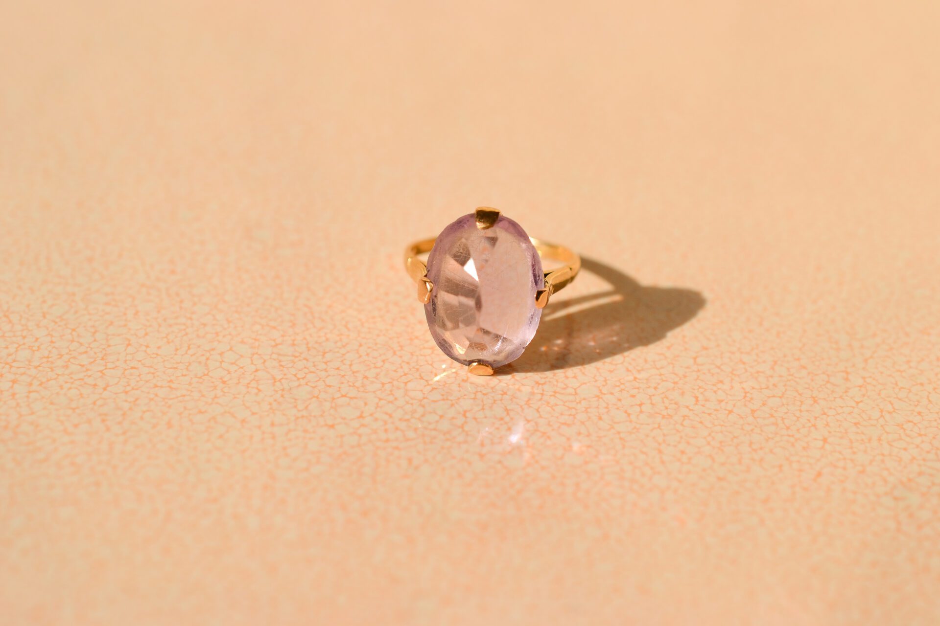 Bague Solitaire Or jaune et Améthyste