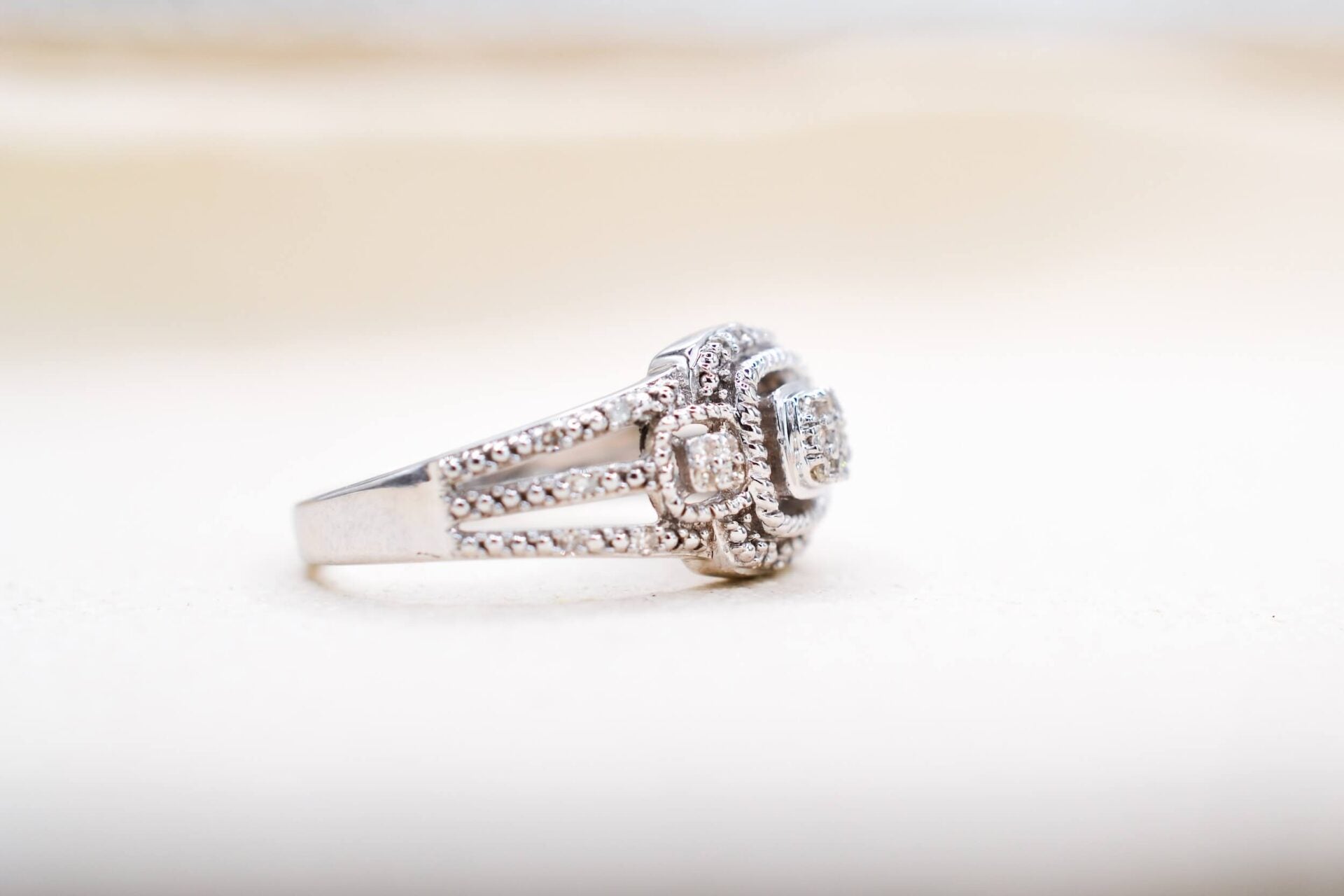 Bague ajourée Or blanc Diamants