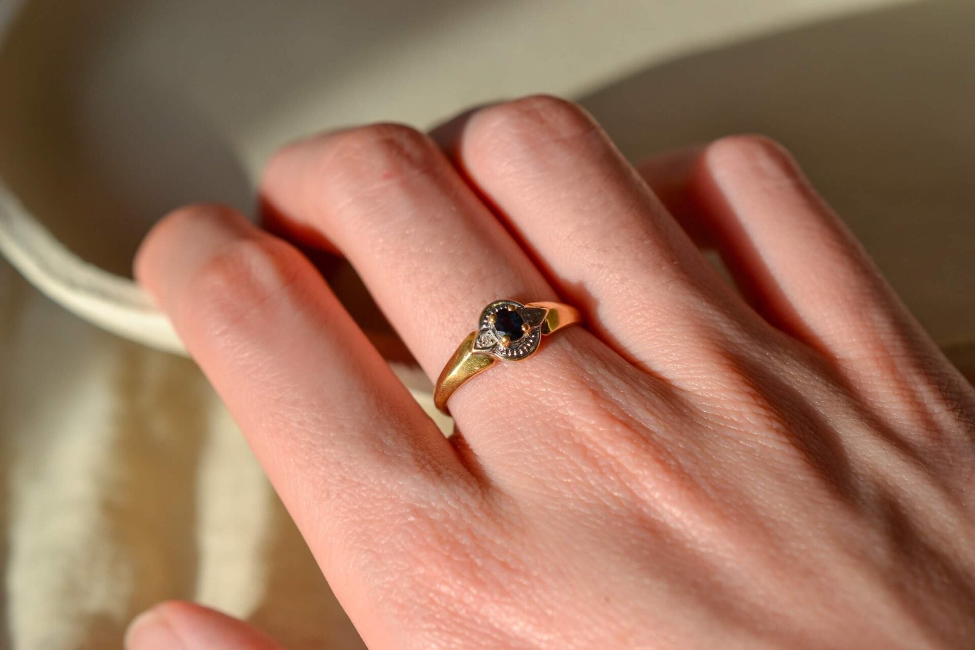 Bague ovale Saphir Diamants
