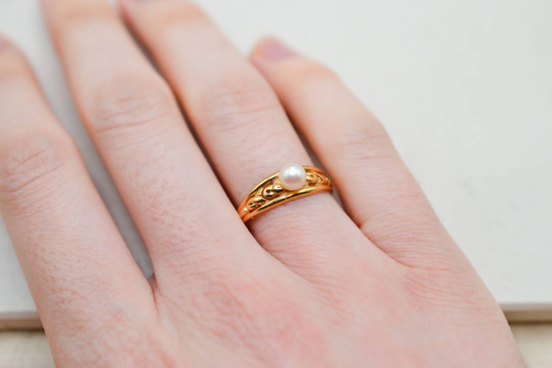 Bague Solitaire ajourée Perle