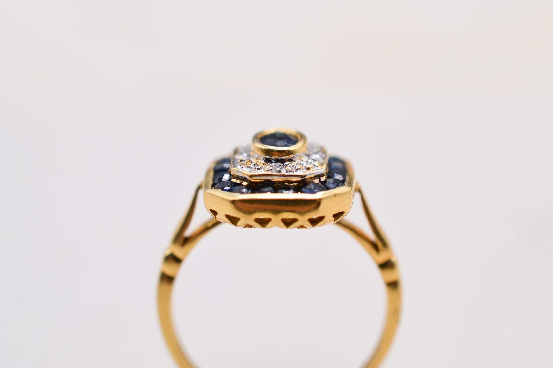 Bague Octogonale Saphirs et Diamants