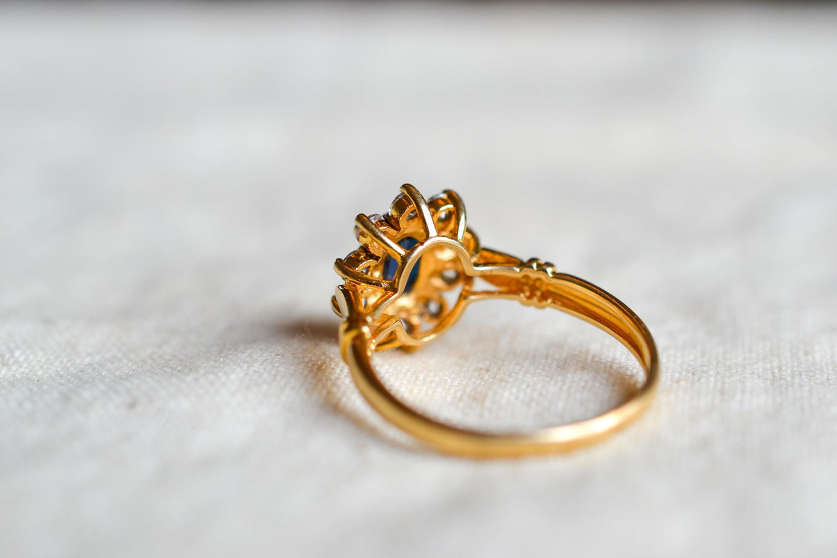 Bague Marguerite Saphir 10 Oxydes 9K