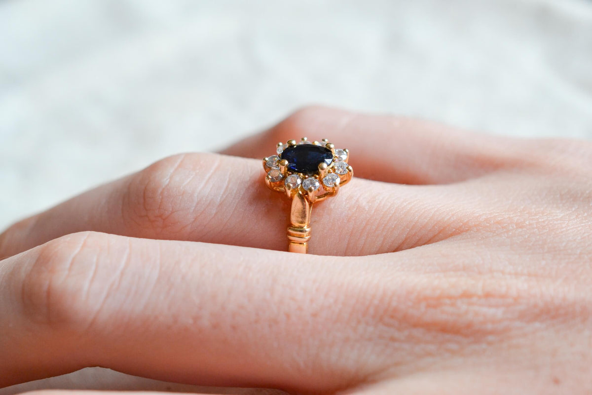 Bague Marguerite Saphir 10 Oxydes 9K
