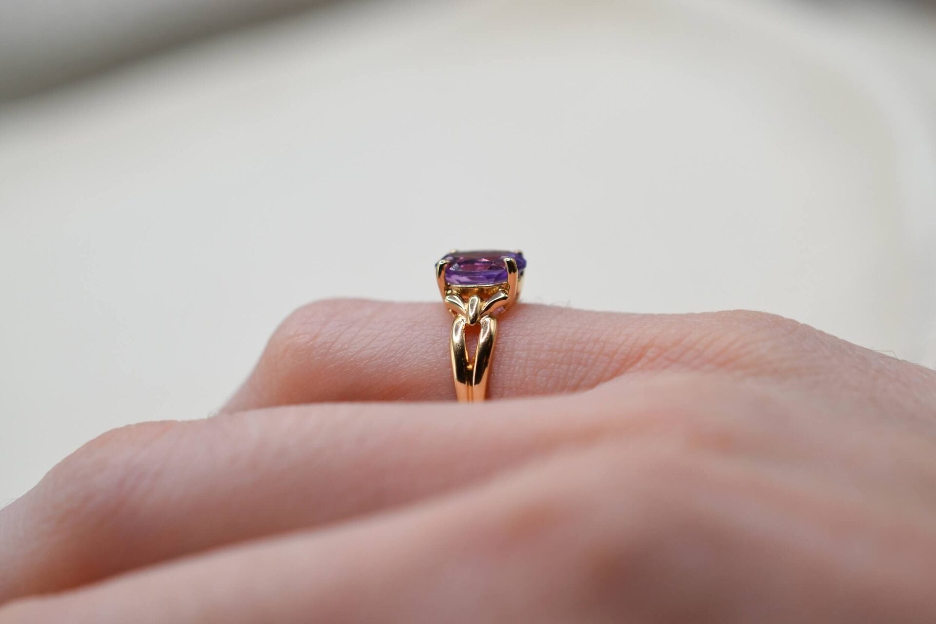 Bague Solitaire ajourée Améthyste
