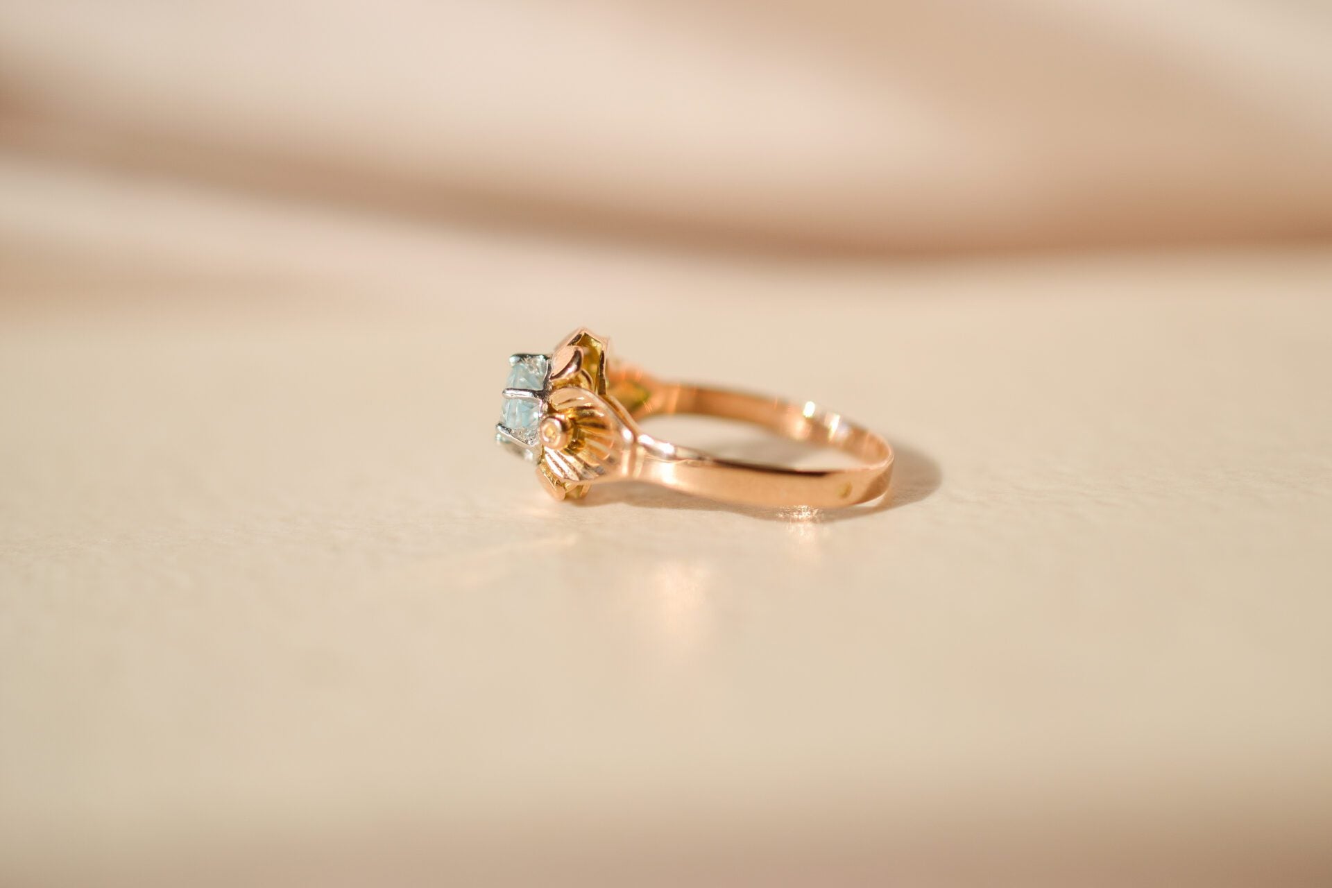 Bague Fleur Topaze