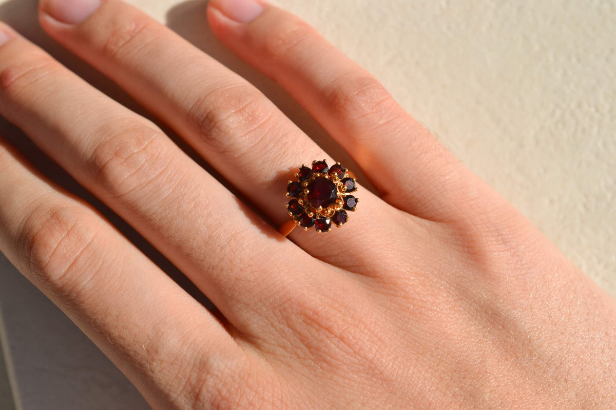 Bague Marguerite Grenats