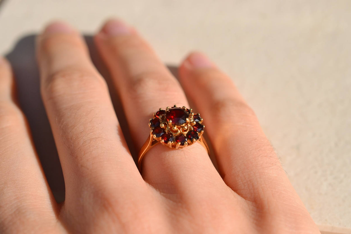 Bague Marguerite Grenats