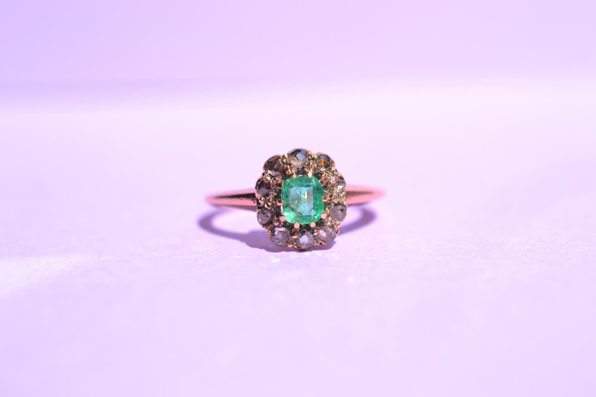 Marguerite carrée Émeraude et Diamants