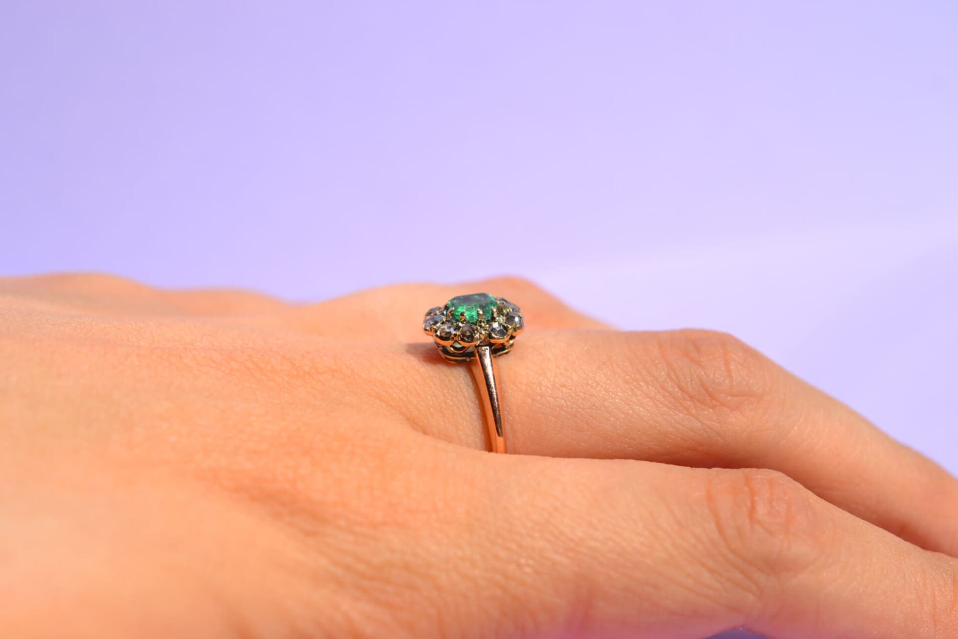 Marguerite carrée Émeraude et Diamants