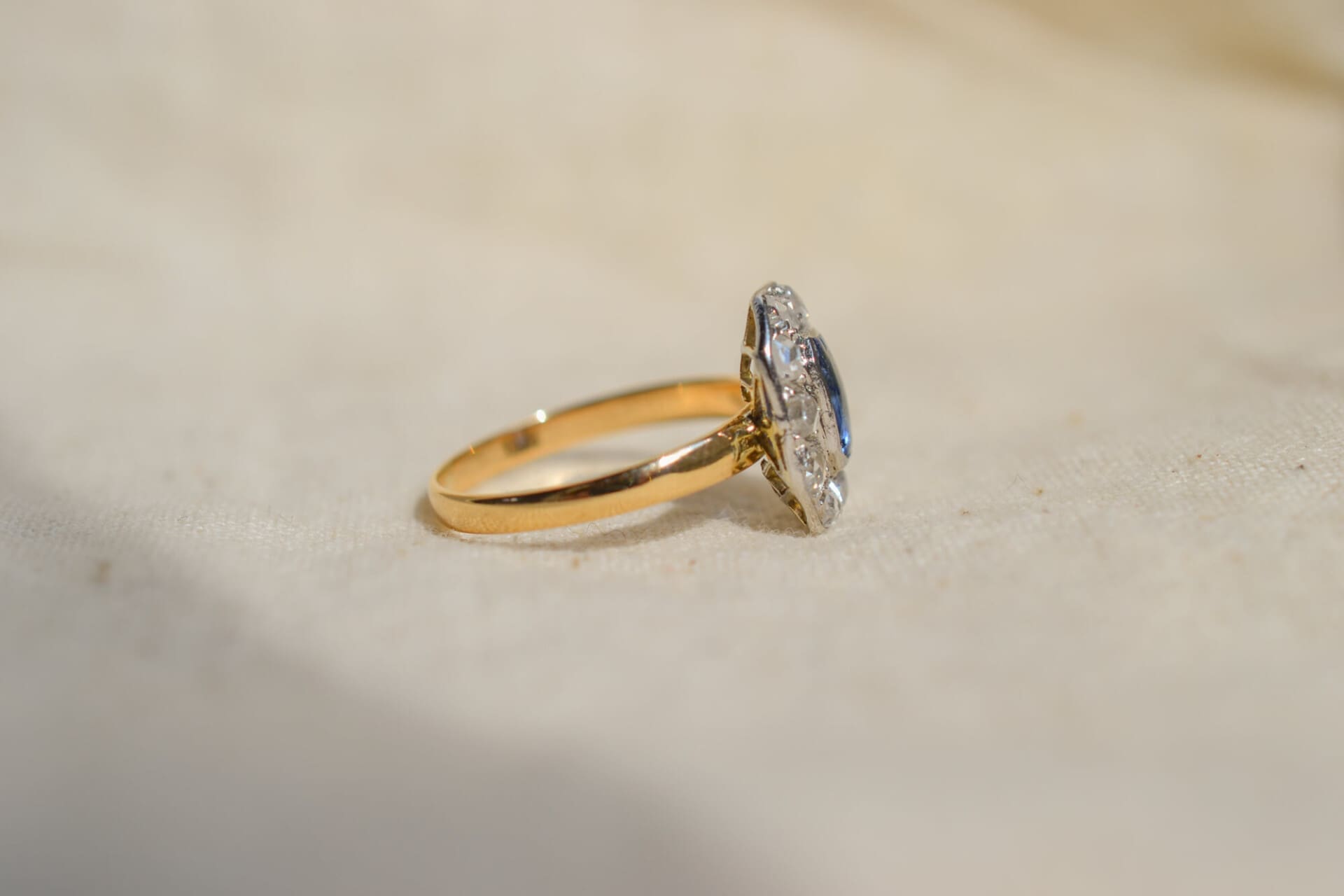Marguerite octogonale Saphir et Diamants