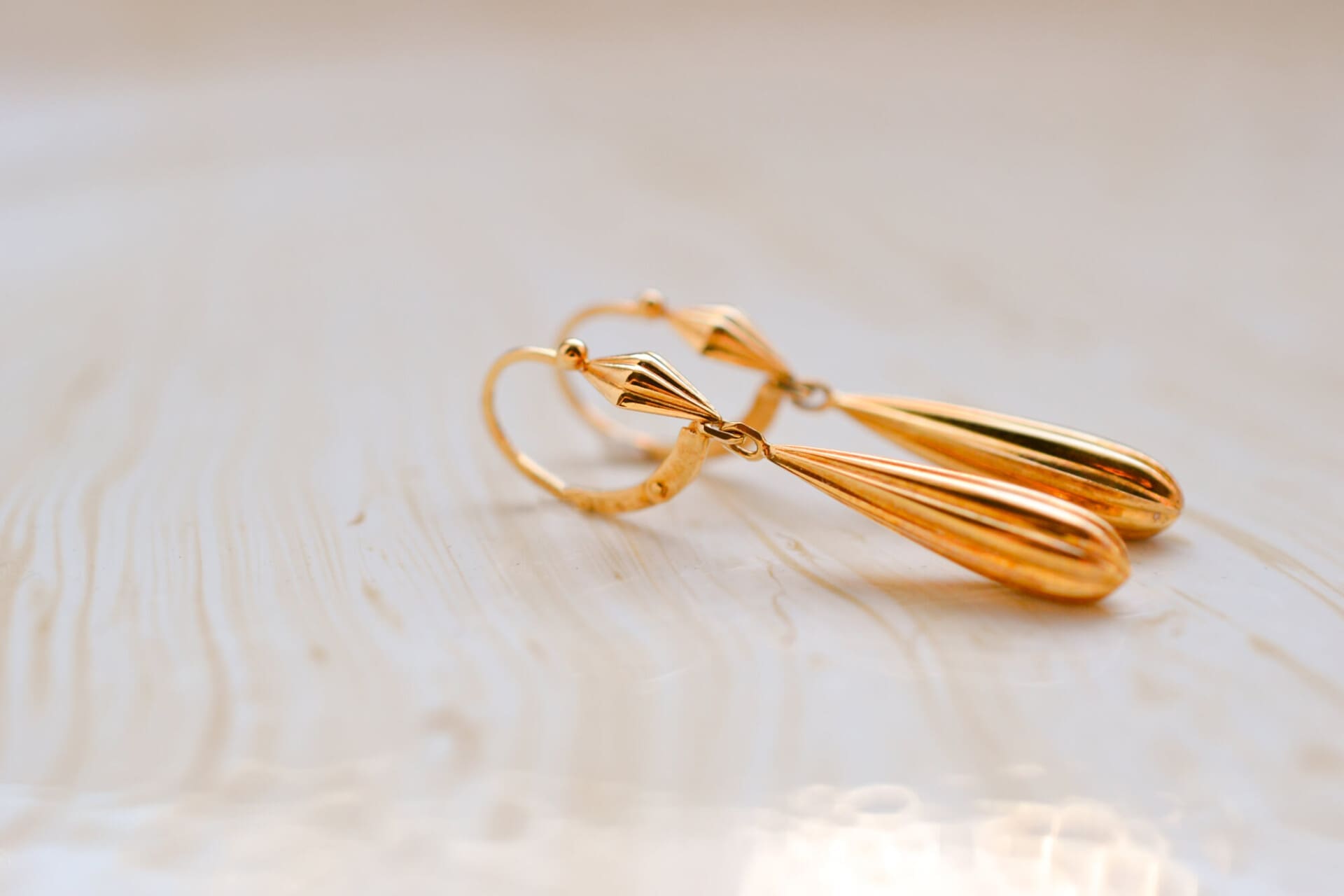 Pendants d'oreilles style fileuses