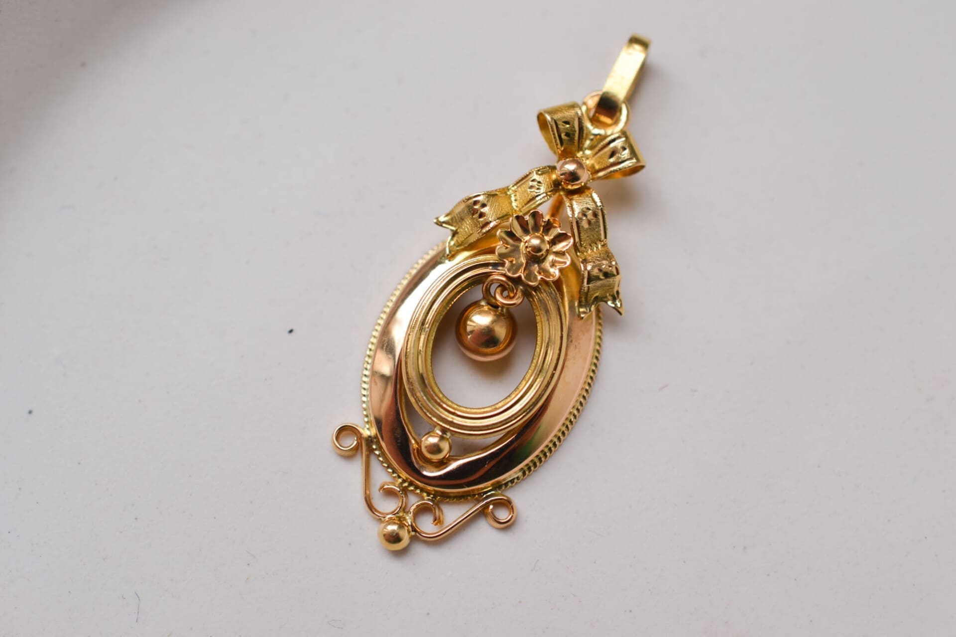 Pendentif noeud et fleur Napoléon III