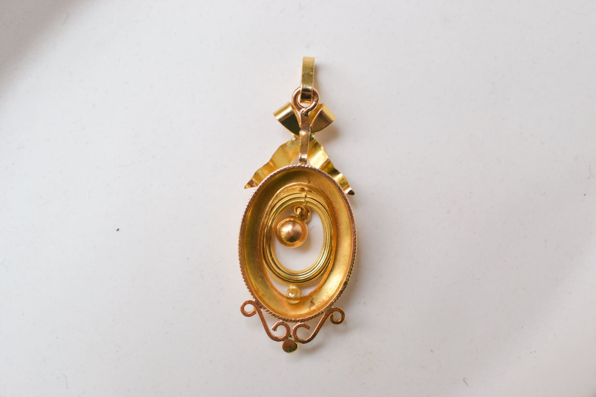 Pendentif noeud et fleur Napoléon III
