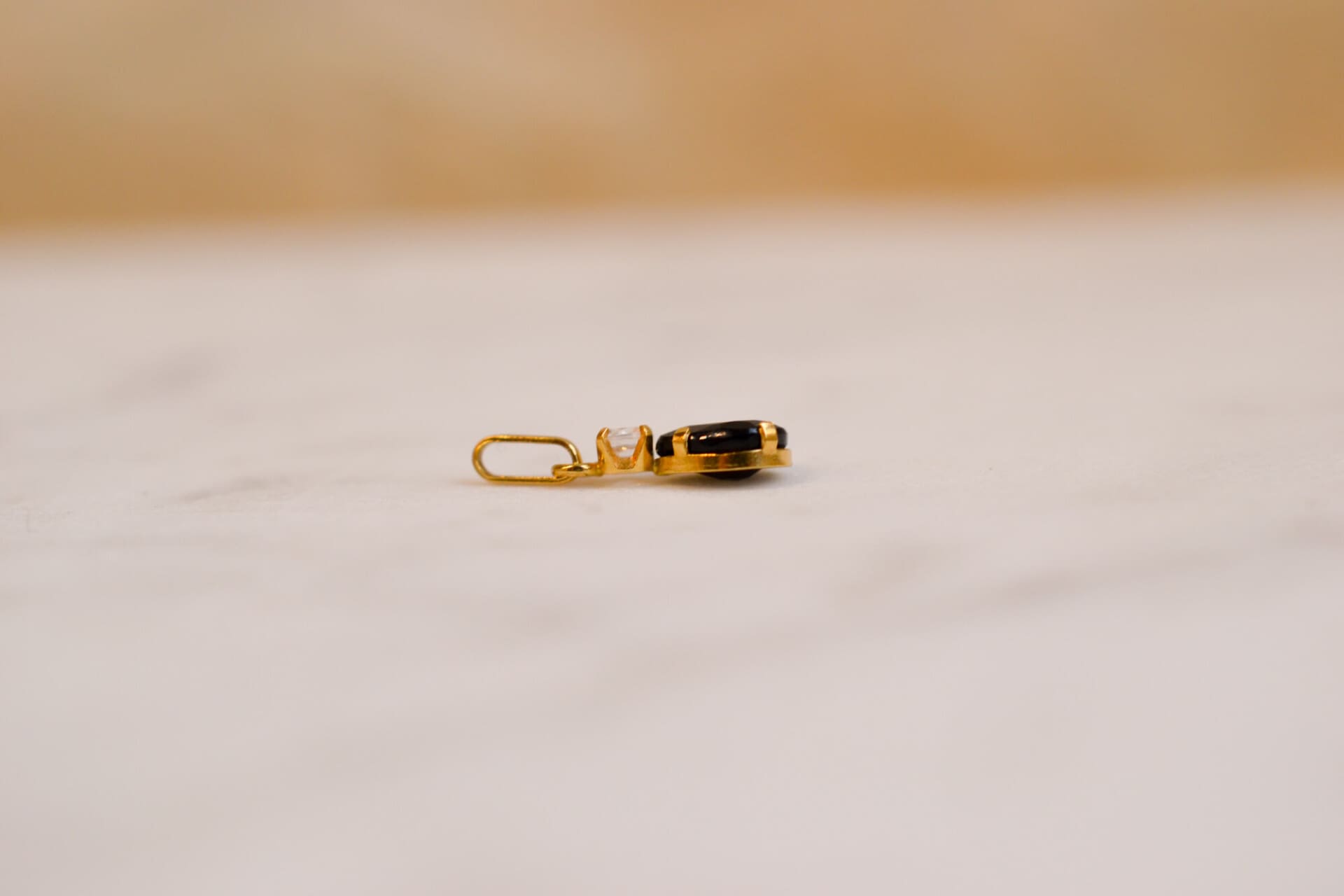Pendentif goutte Saphir et Diamant
