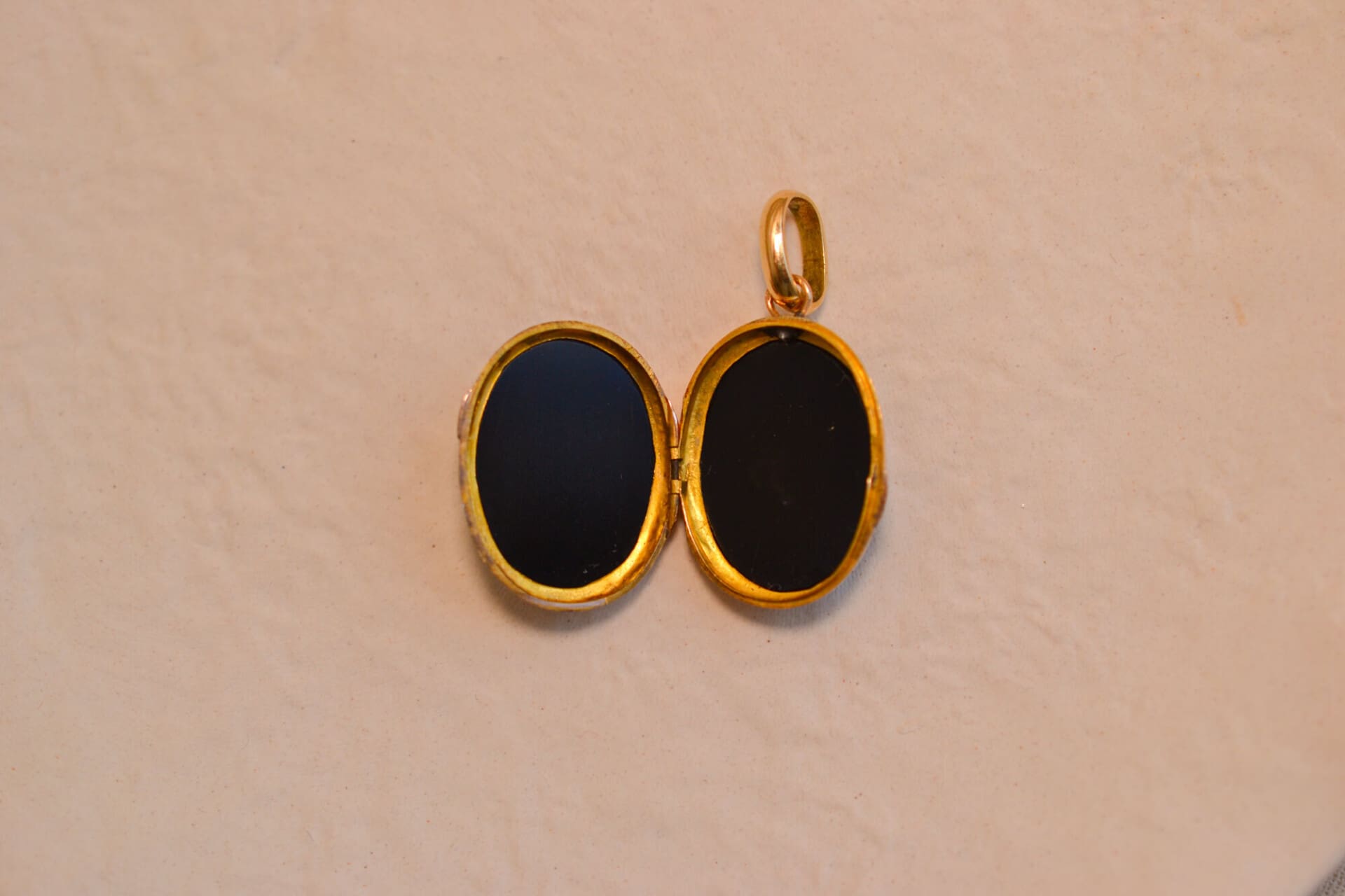 Pendentif ouvrant Agate