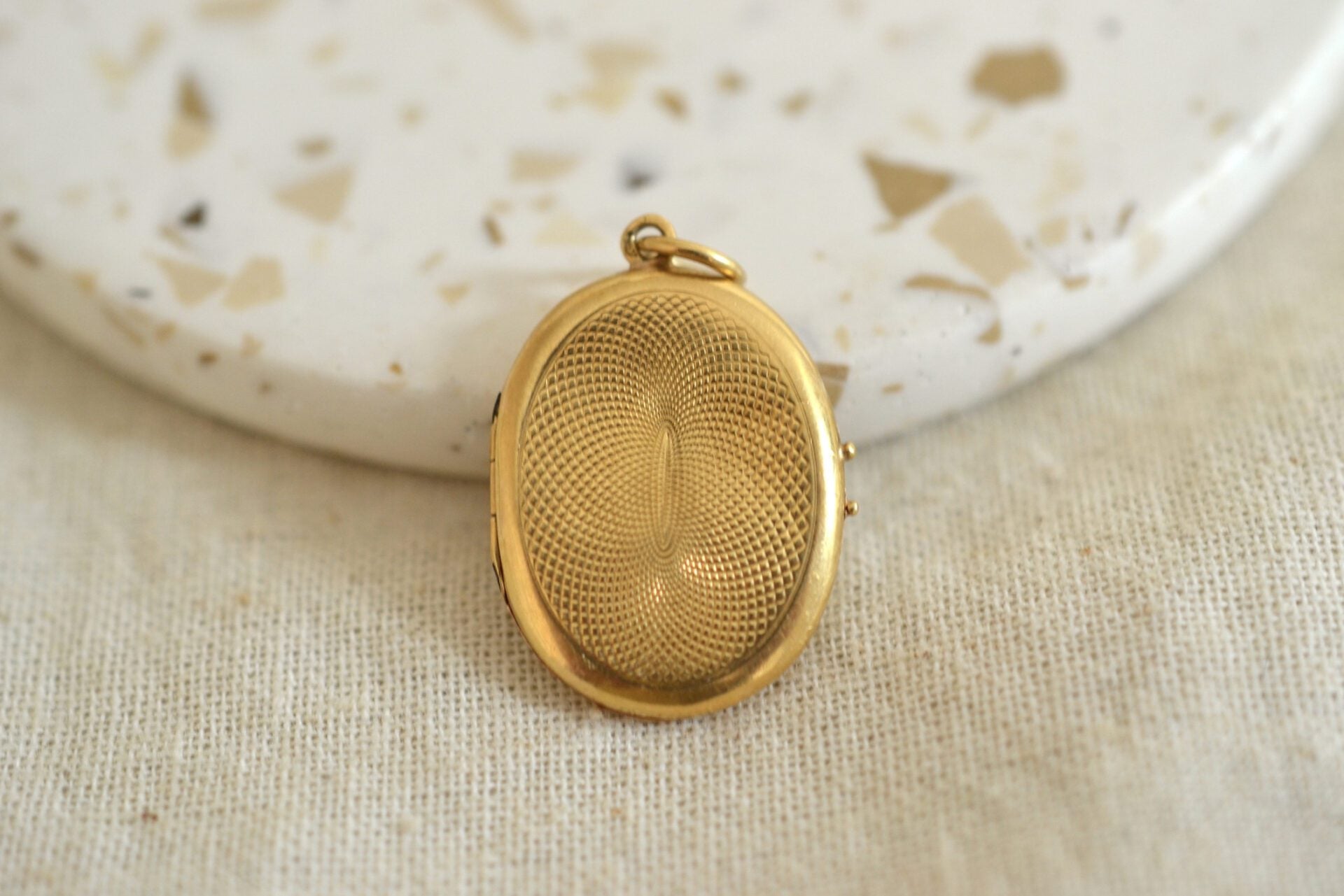 Pendentif ouvrant motifs rosace