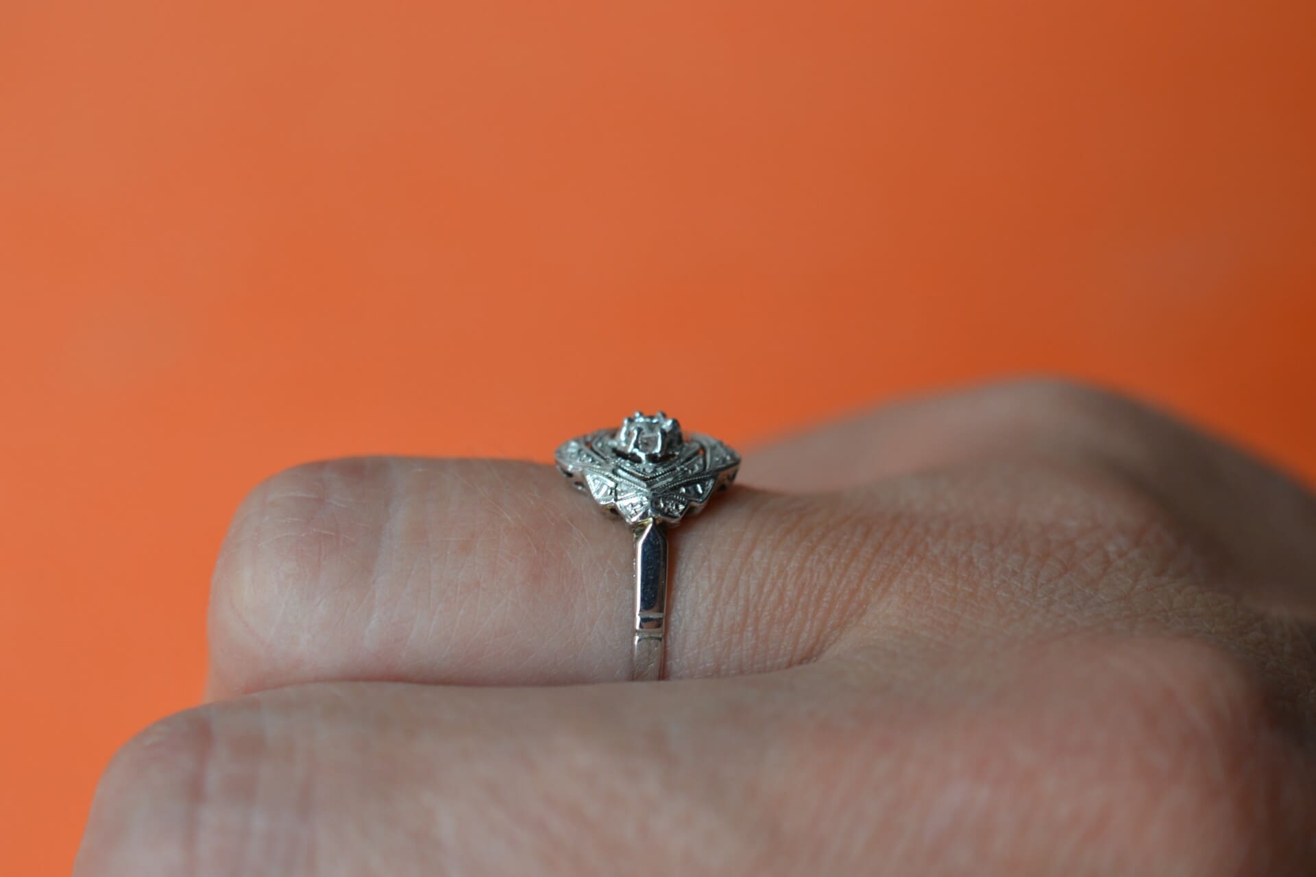 Bague Art Déco losange Or blanc et diamant