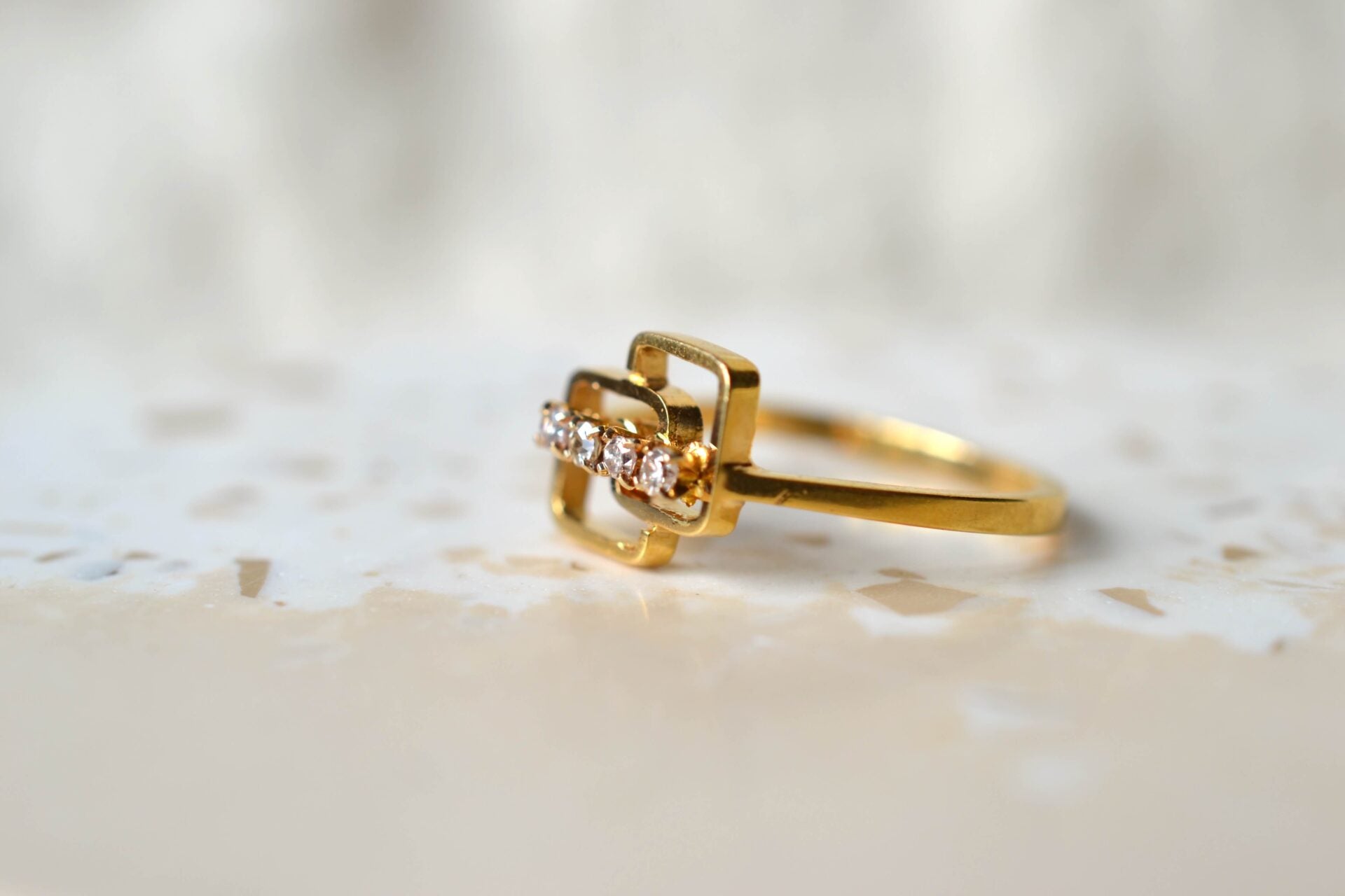 Bague carrés entrelacés Diamants