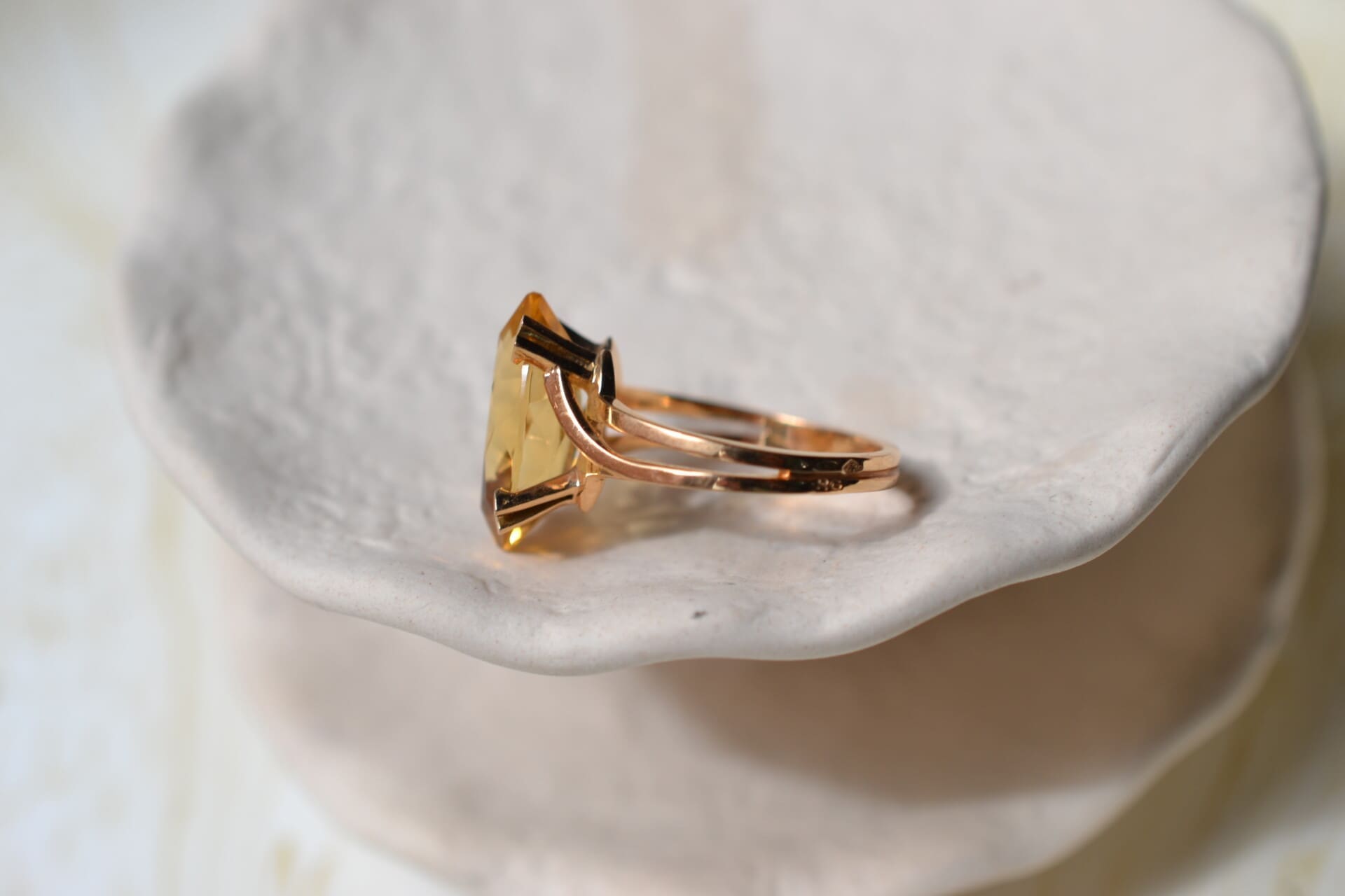 Bague Marquise Citrine doubles griffes