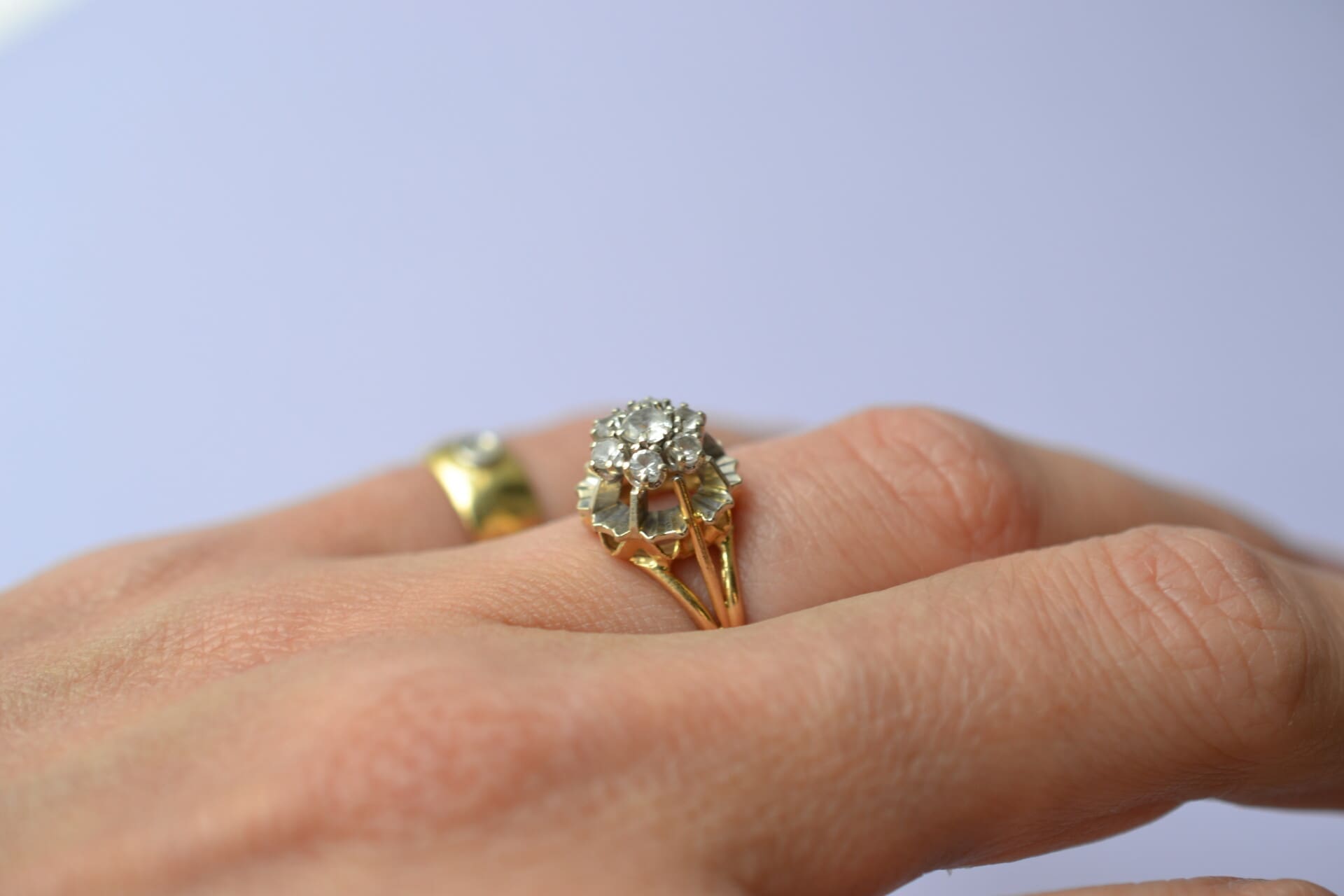 Bague Fleur monture illusion