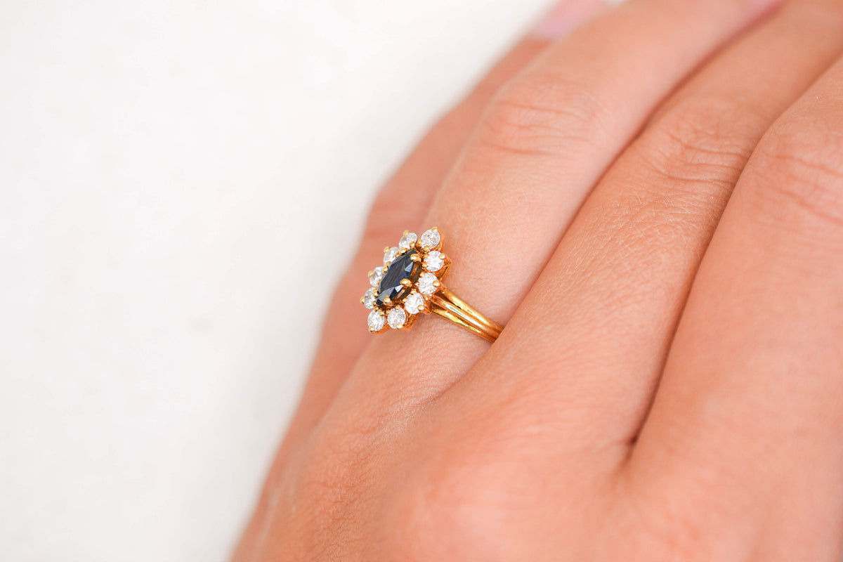 Bague Marquise Saphir et Diamants
