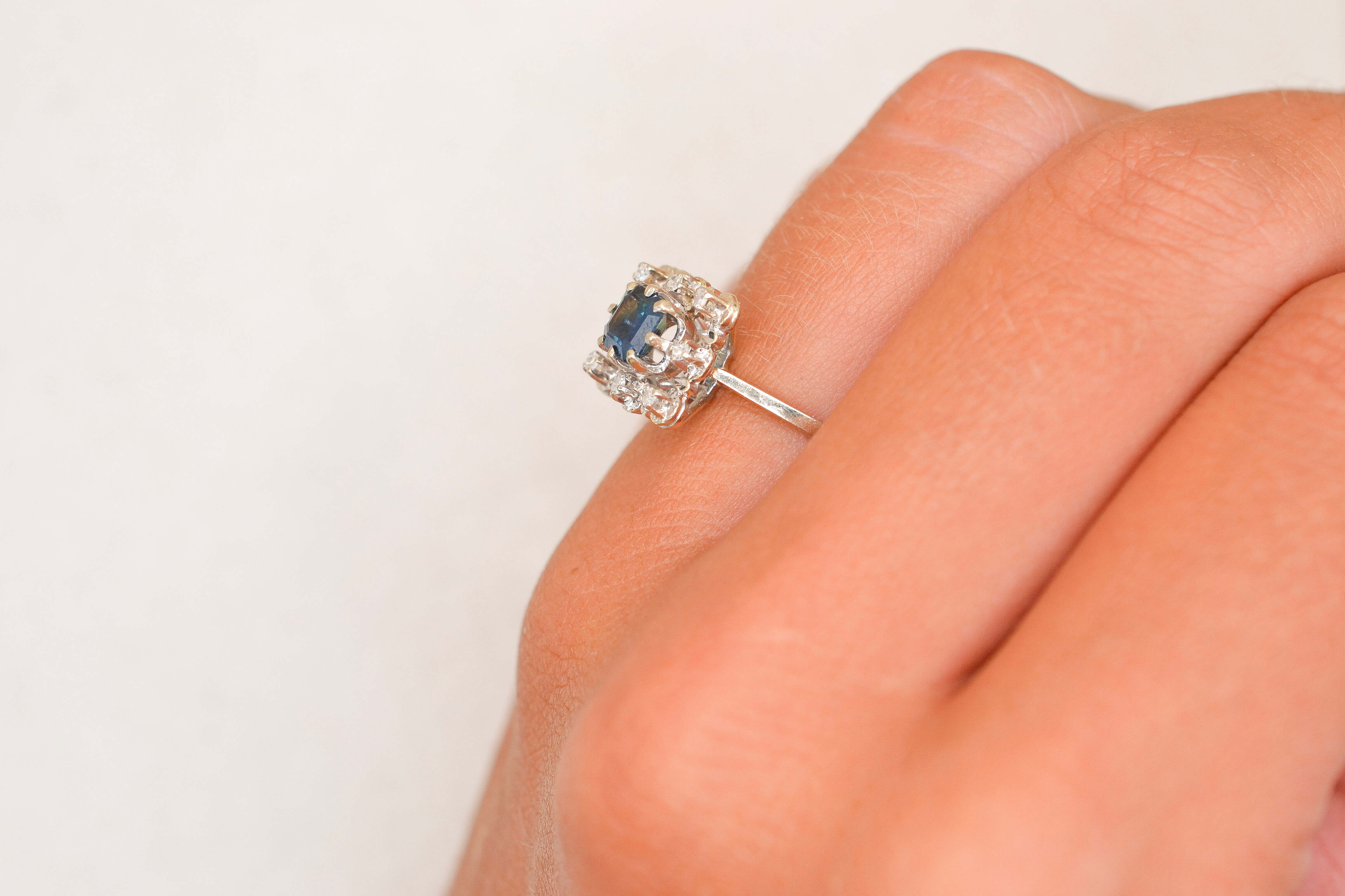 Bague Marguerite carrée Saphir