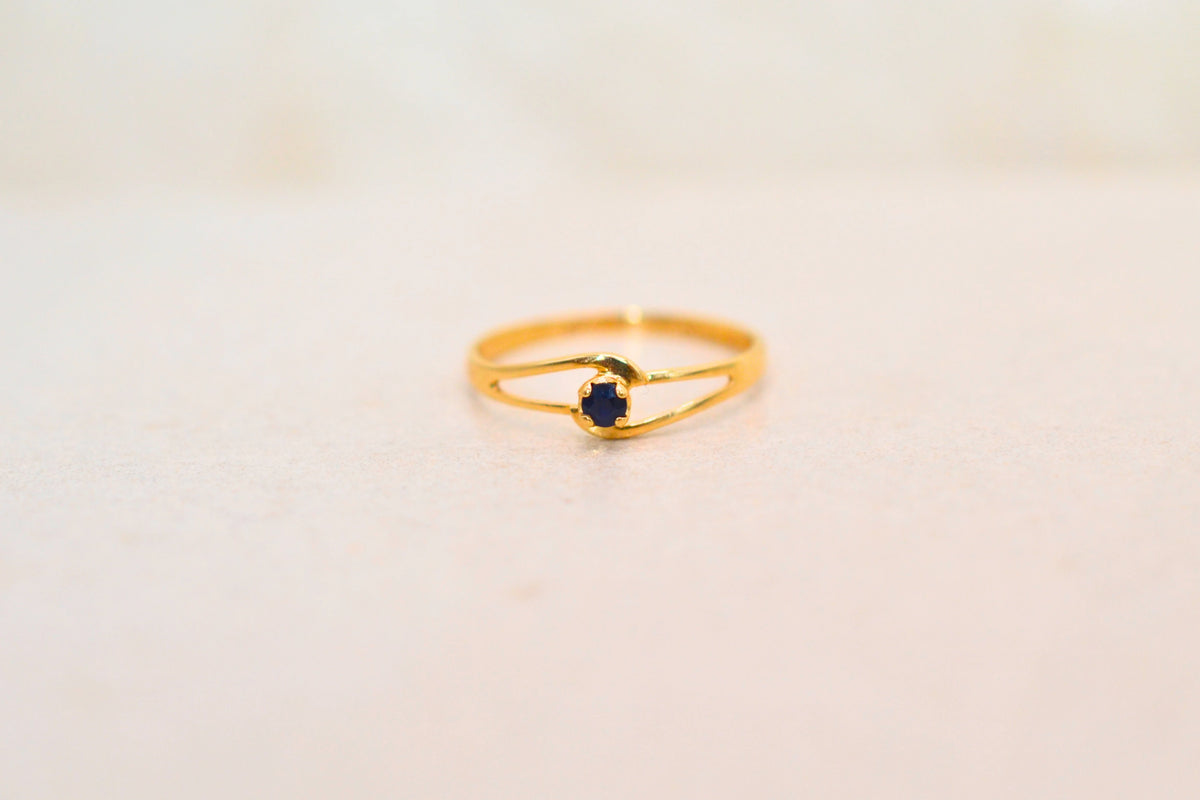 Bague Saphir fine ajouree