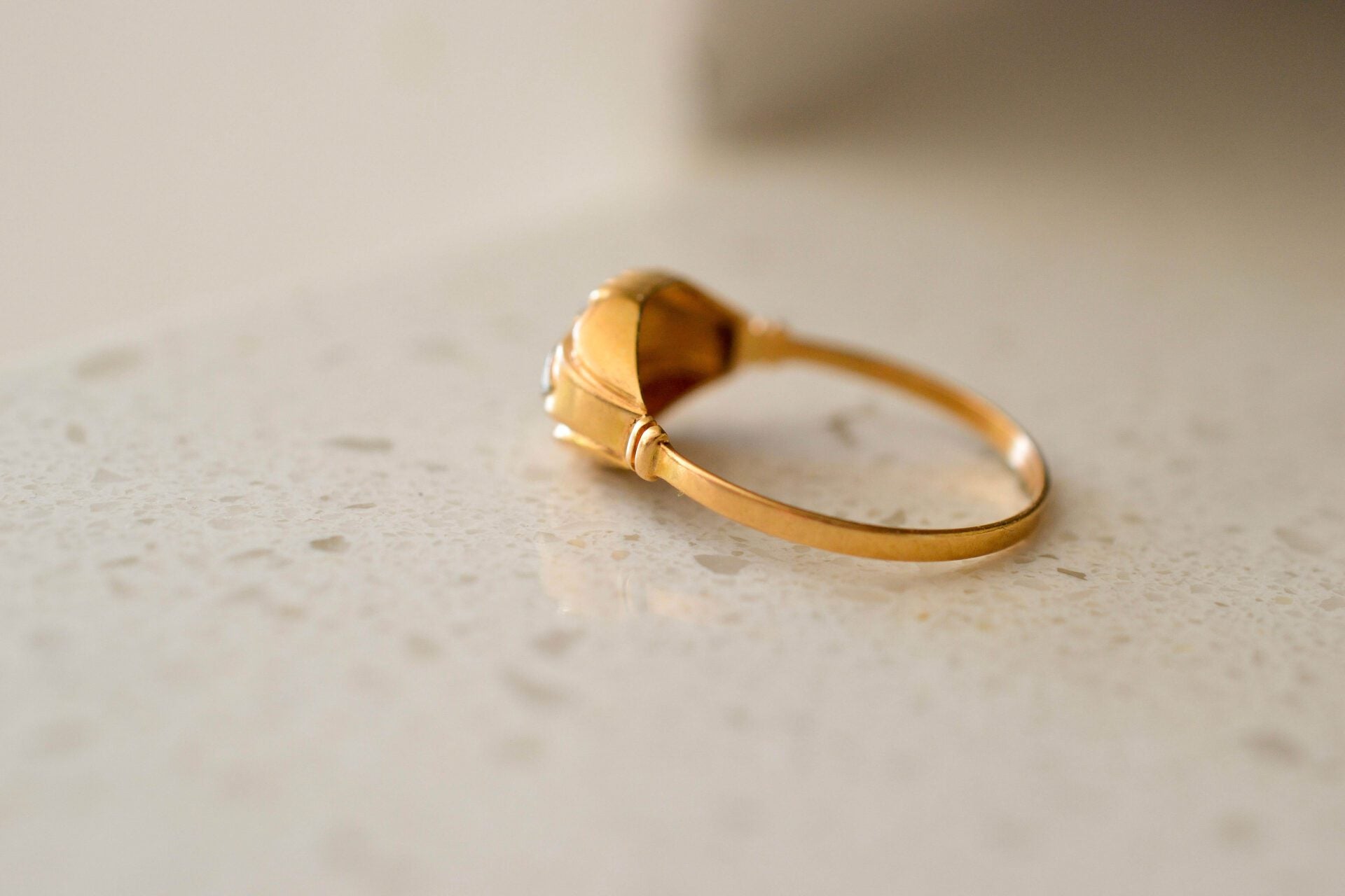 Bague Tank 2 Ors