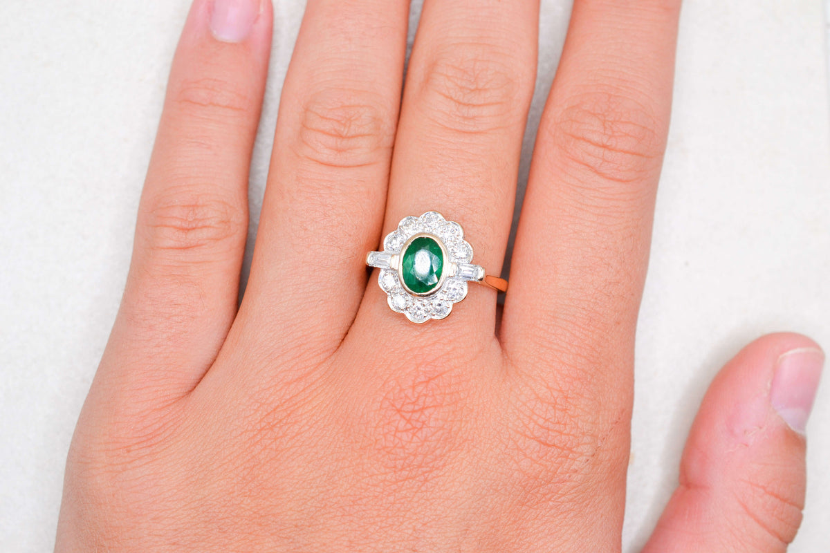 Marguerite Emeraude & Diamants baguettes