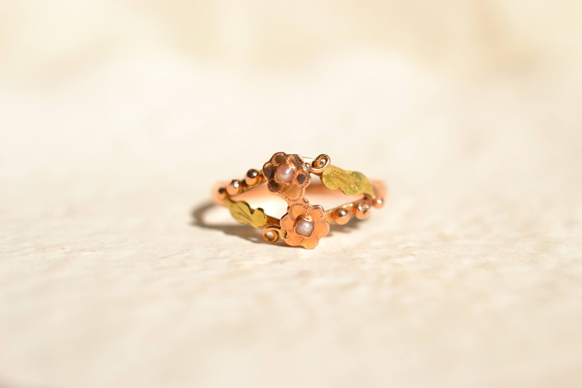 Bague Art Nouveau fleurs Perles