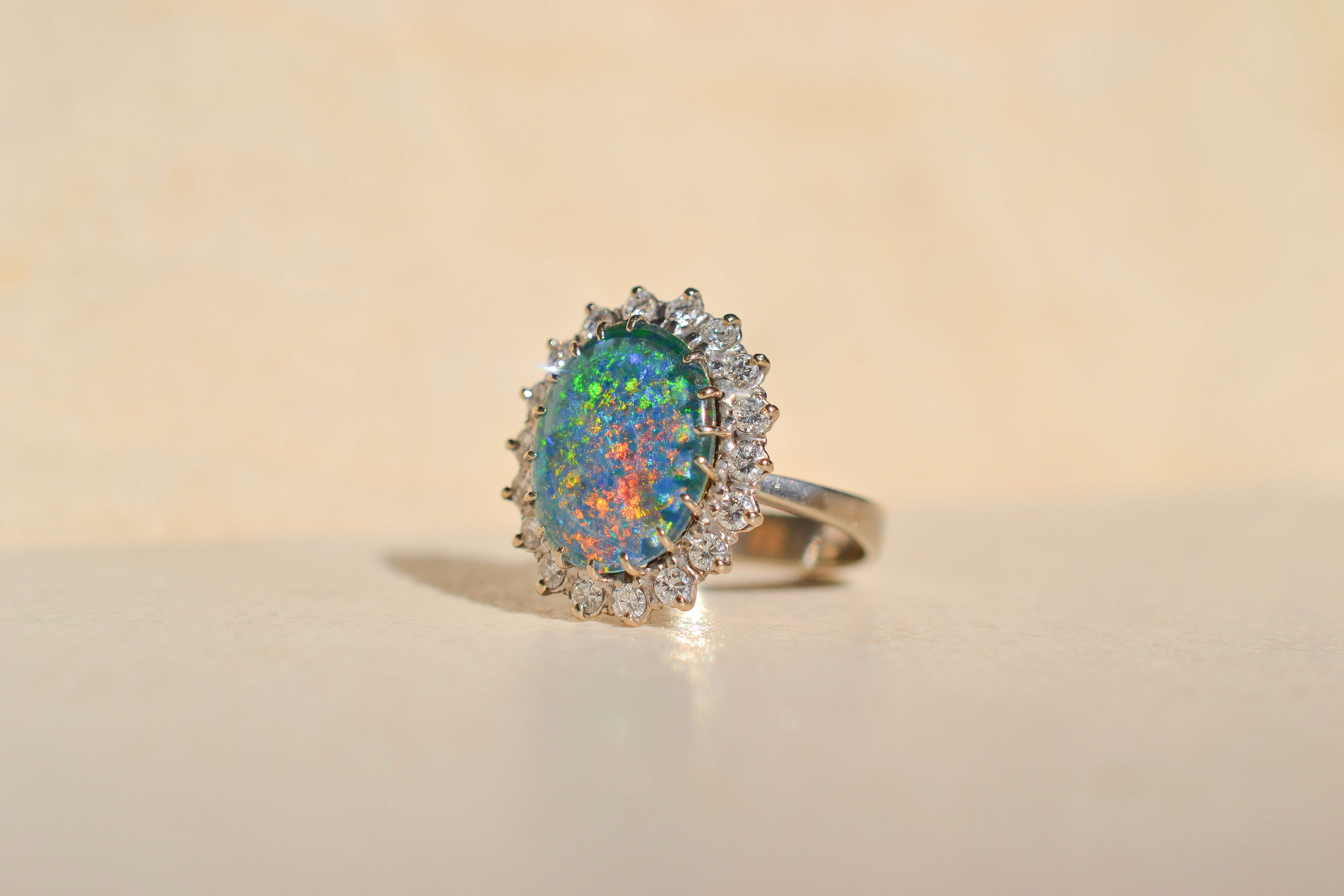 Bague Marguerite doublet Opale 14K