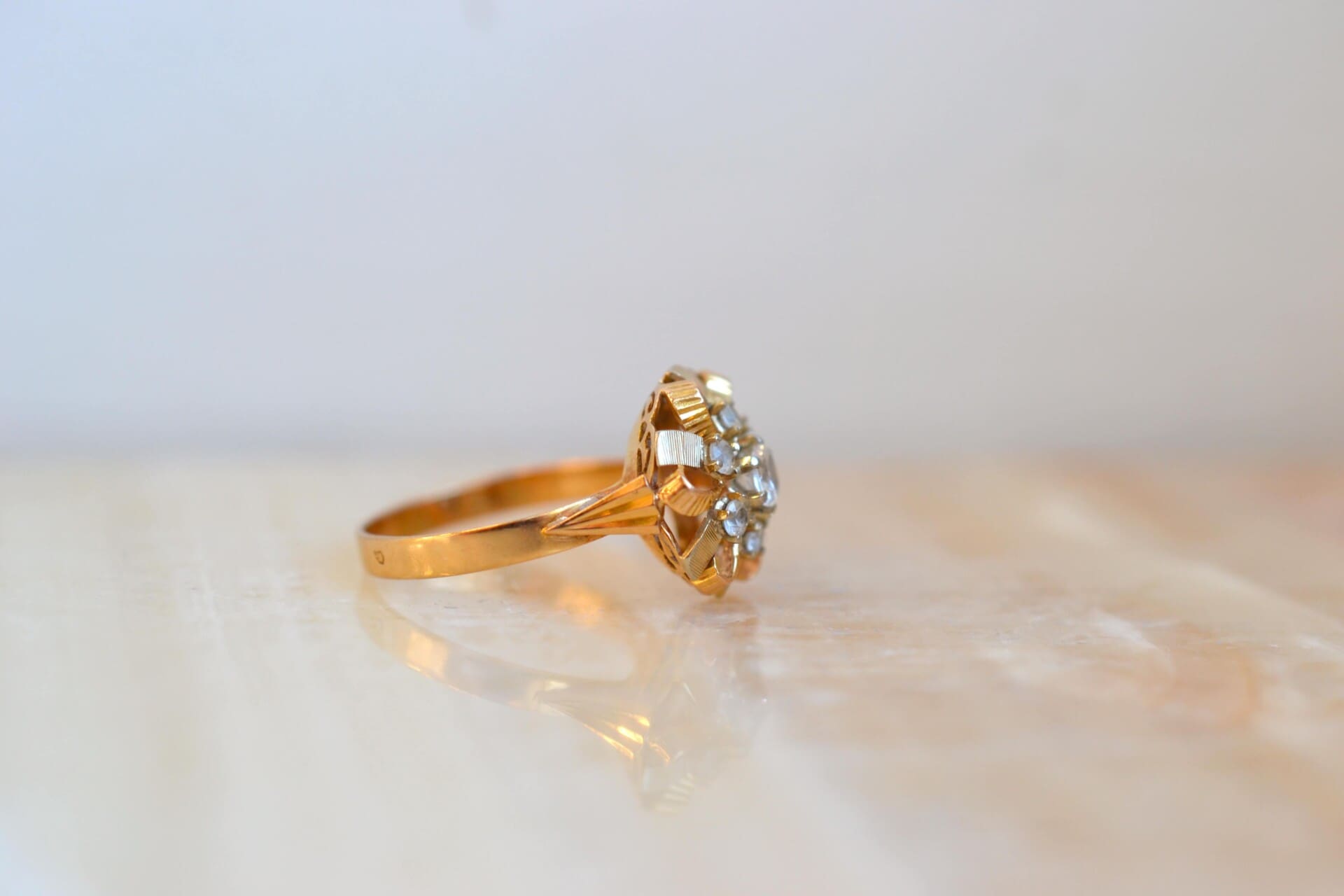 Bague fleur 2 Ors striée Oxydes