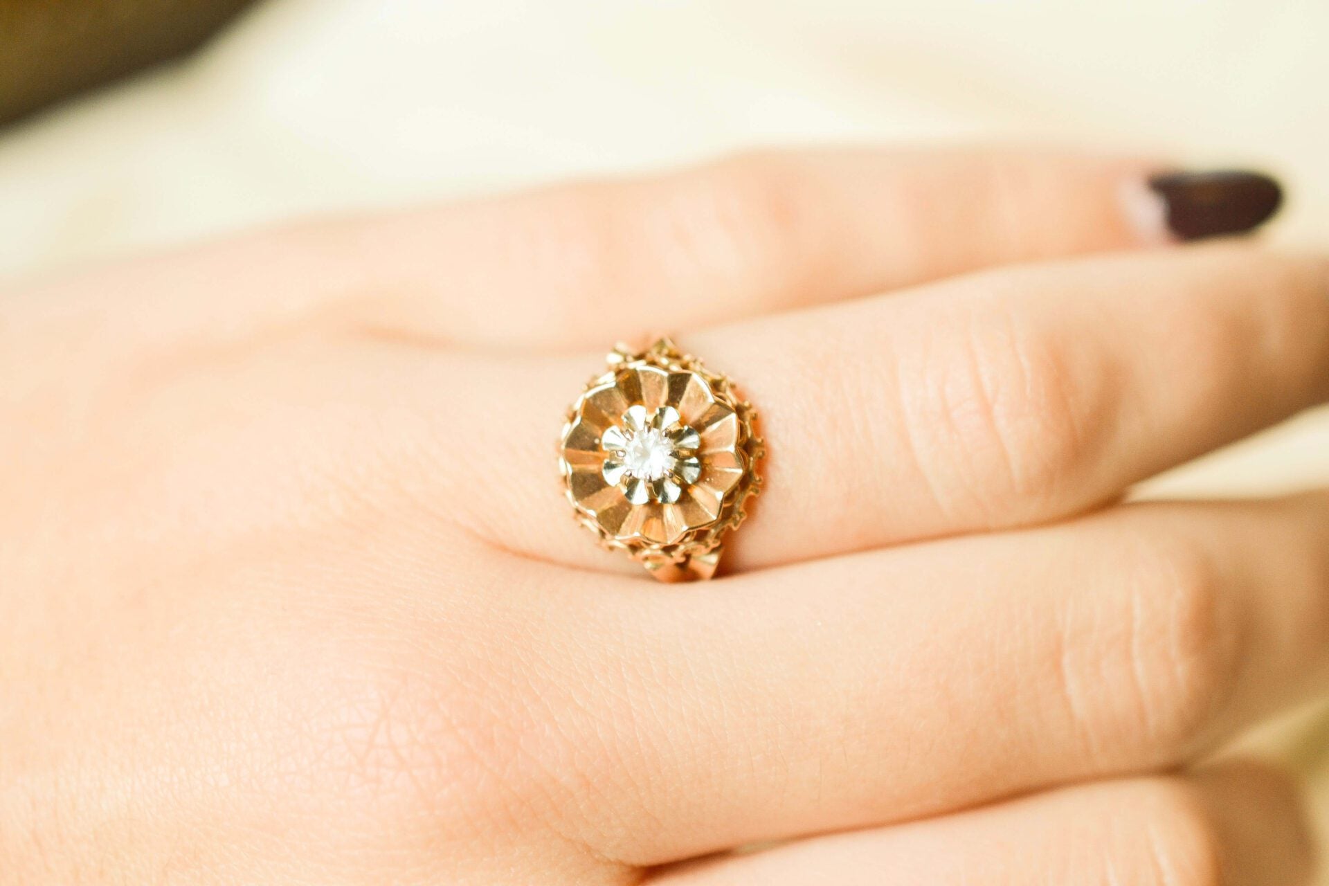 Bague Fleur milieu XXe Or rose oxyde
