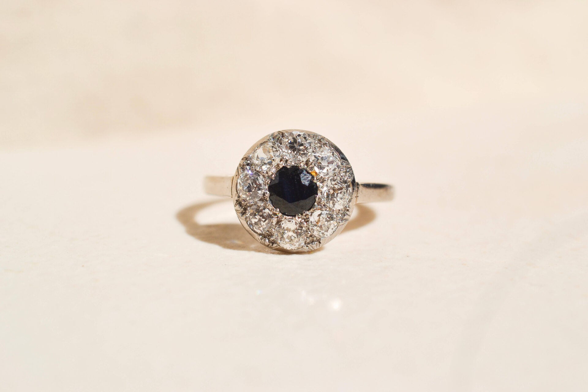 Bague Fleur Saphir & Diamants