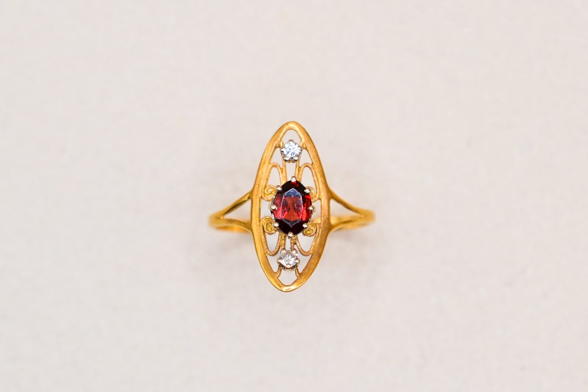 Bague Art Nouveau Grenat Diamant